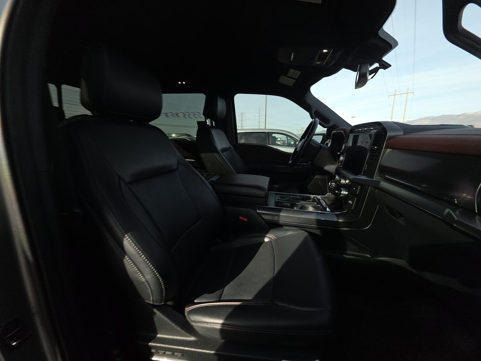 2023 Ford F-150 Lariat AWD