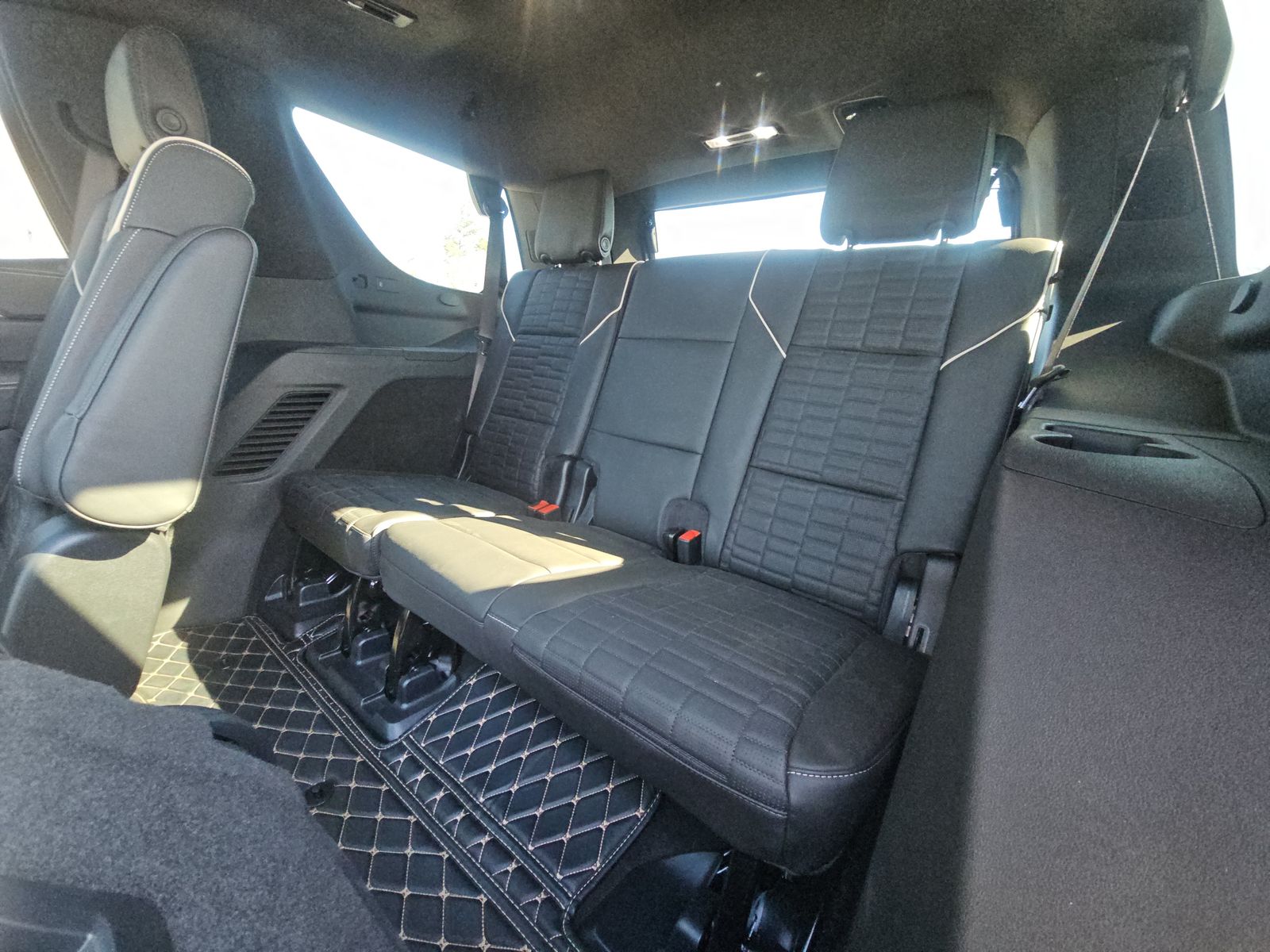 2025 Cadillac Escalade V-Series AWD