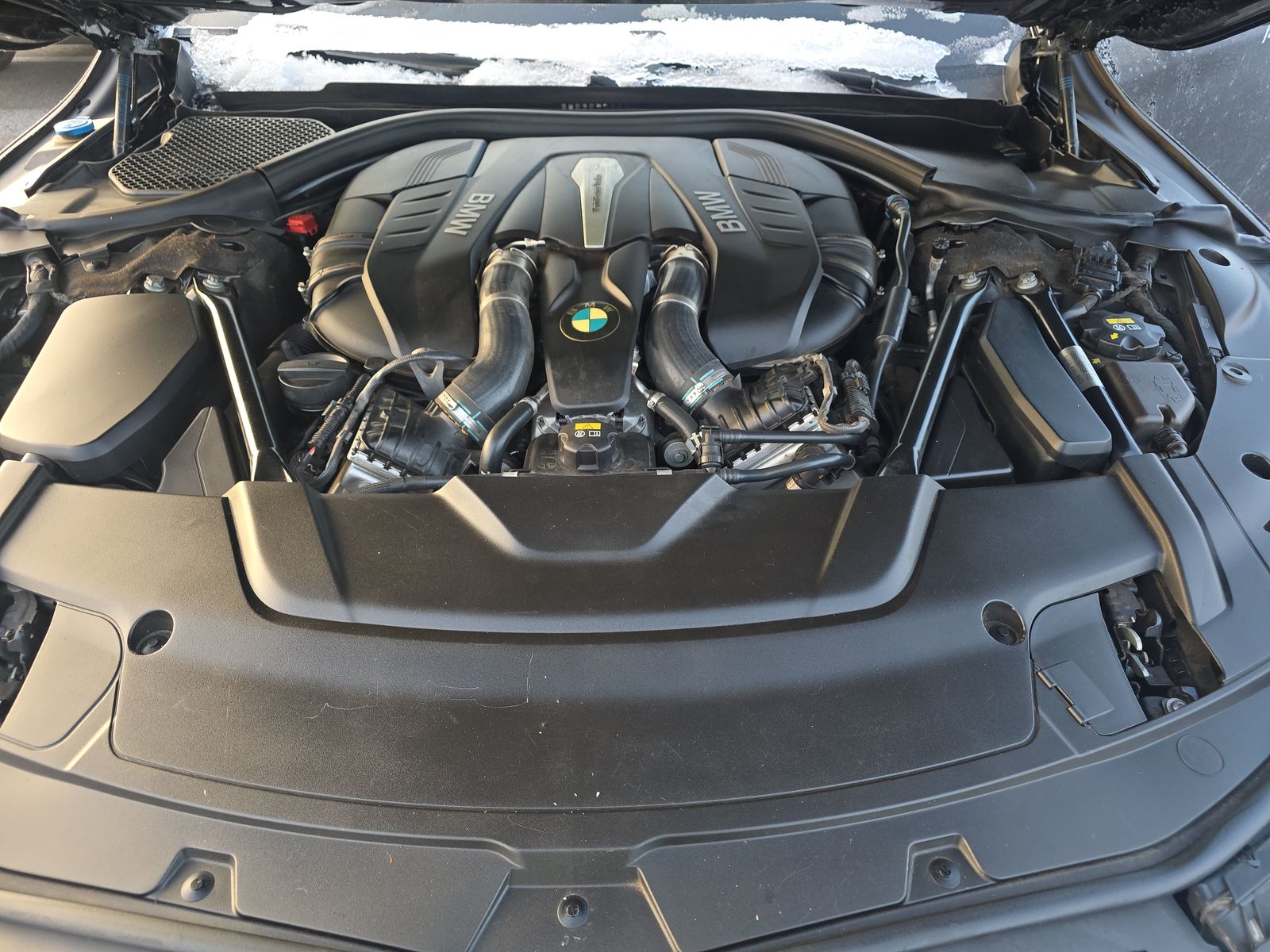 2016 BMW 7 Series 750i xDrive AWD