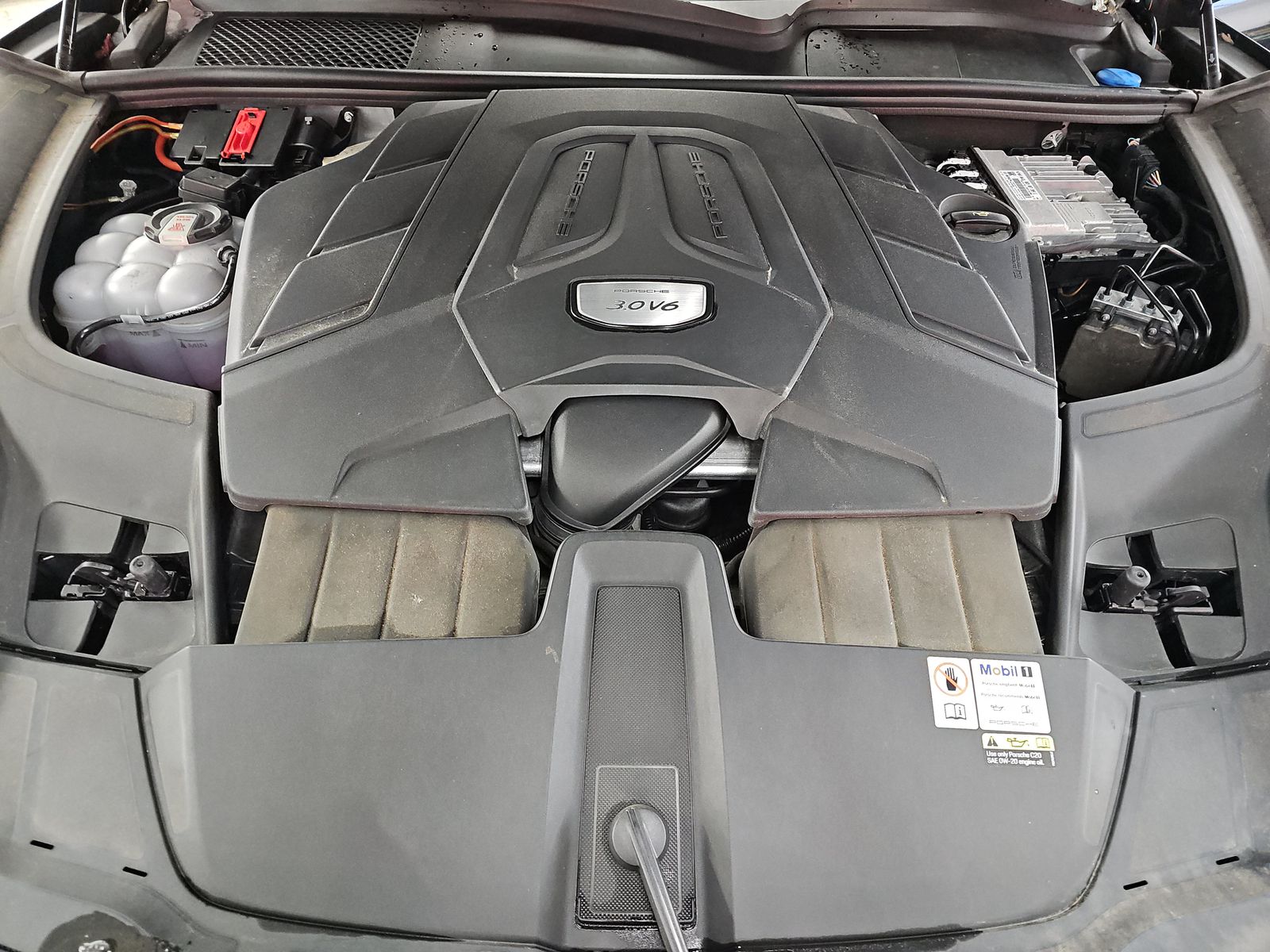 2023 Porsche Cayenne Base AWD