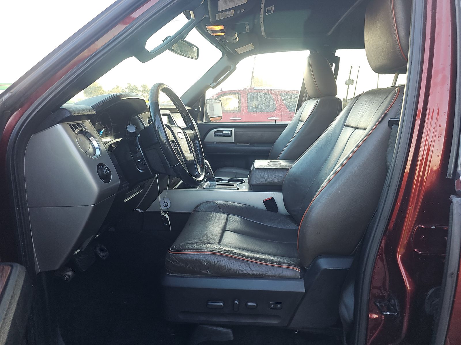 FORD EXPEDITION - 8