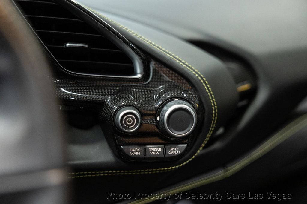 2017 Ferrari 488 Base RWD