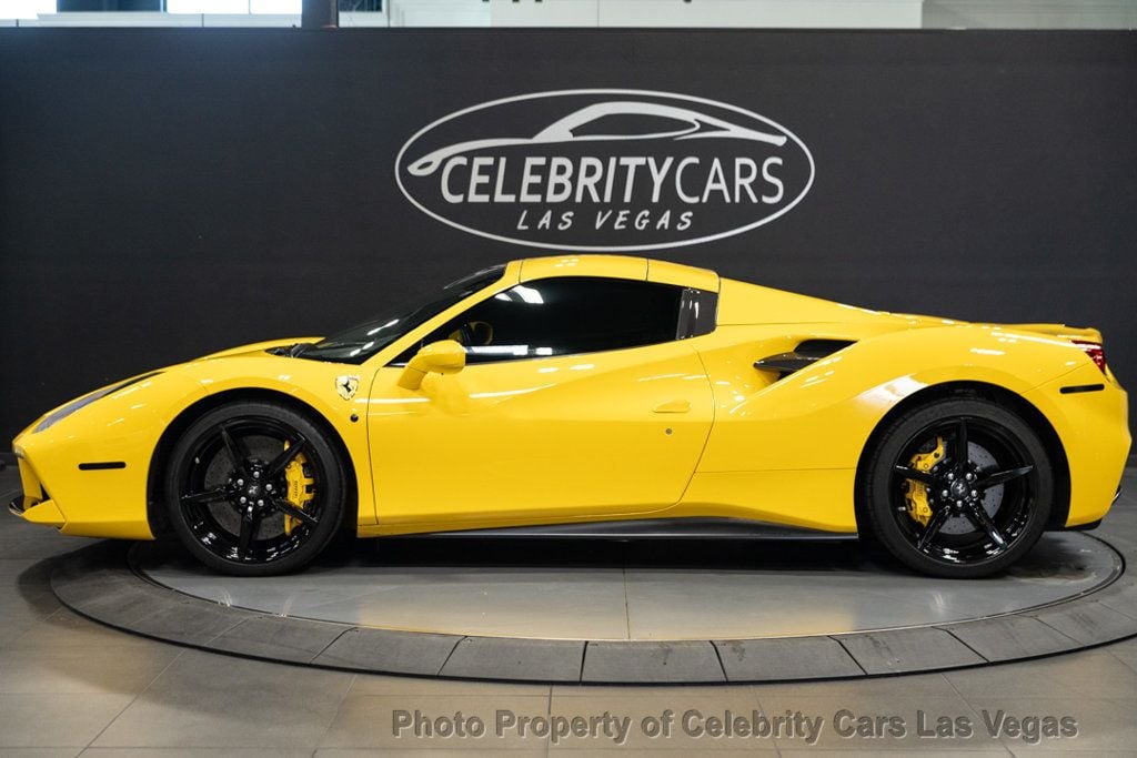 2017 Ferrari 488 Base RWD