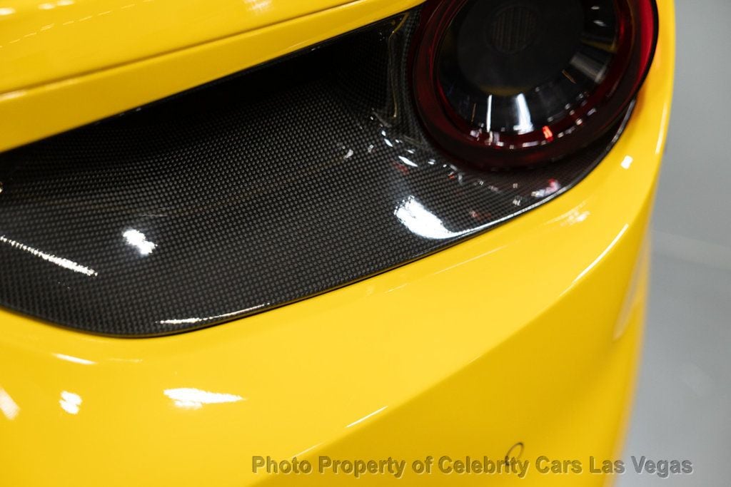 2017 Ferrari 488 Base RWD