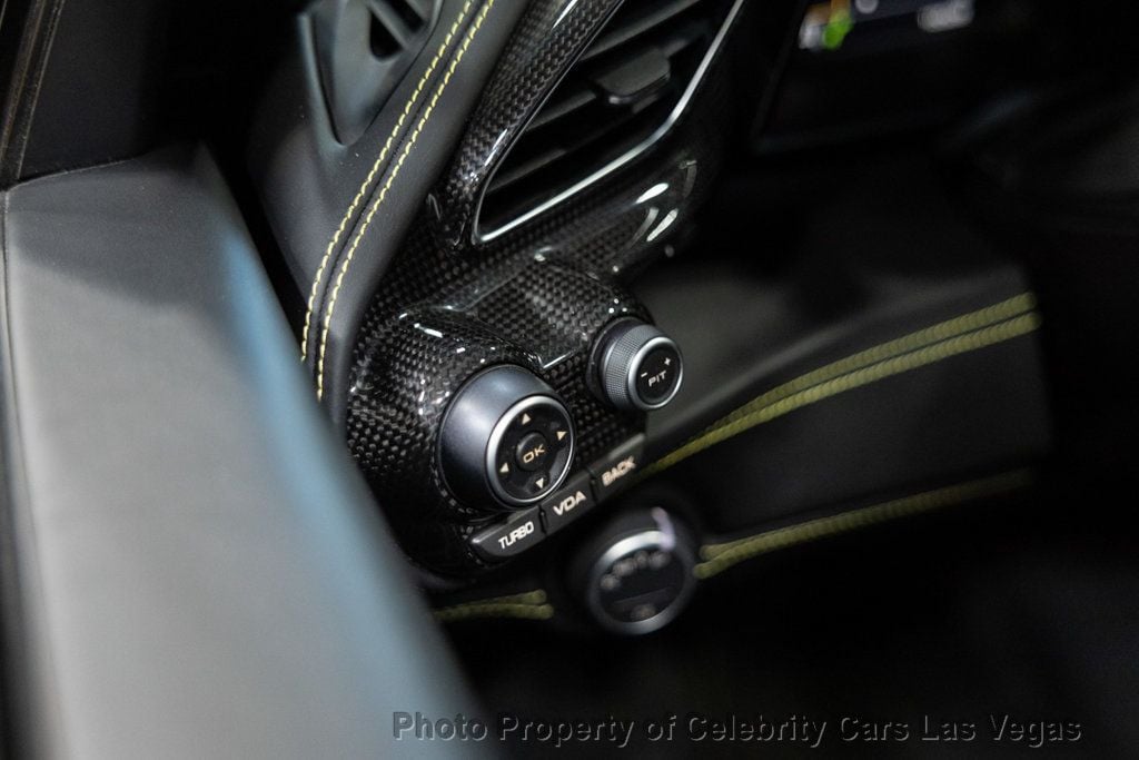 2017 Ferrari 488 Base RWD