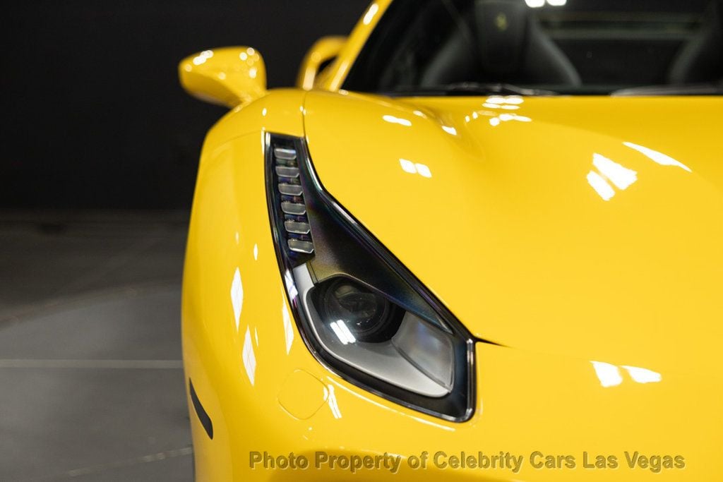 2017 Ferrari 488 Base RWD