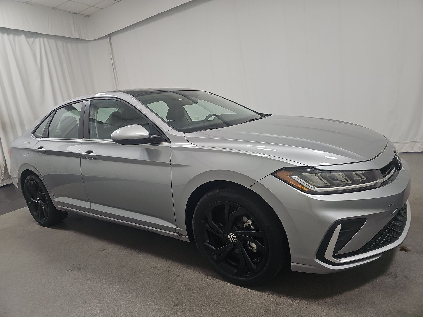 2025 Volkswagen Jetta 1.5T SE FWD