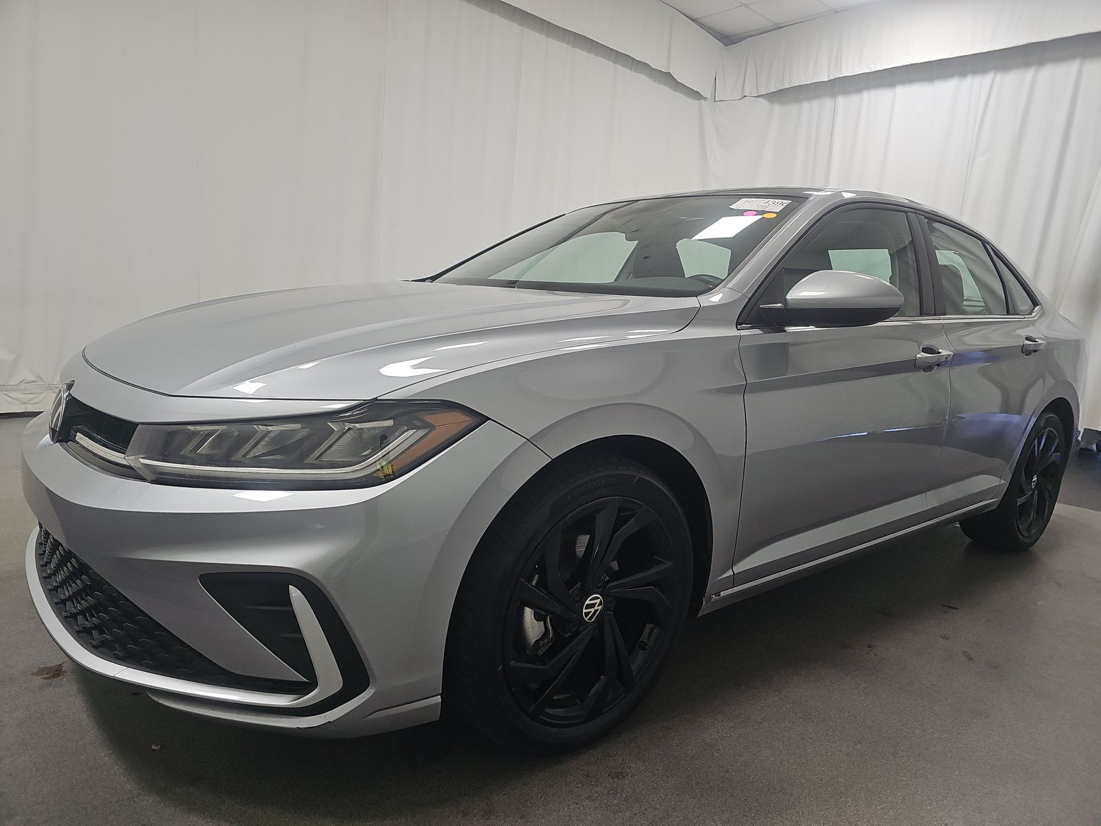 2025 Volkswagen Jetta 1.5T SE FWD