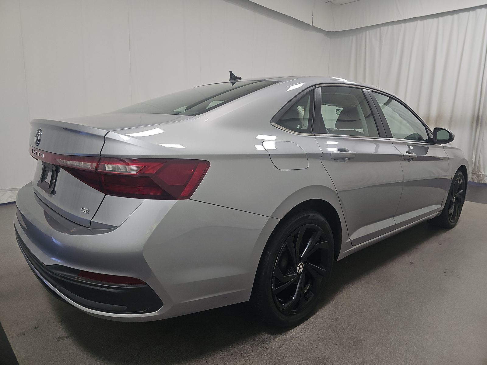 2025 Volkswagen Jetta 1.5T SE FWD