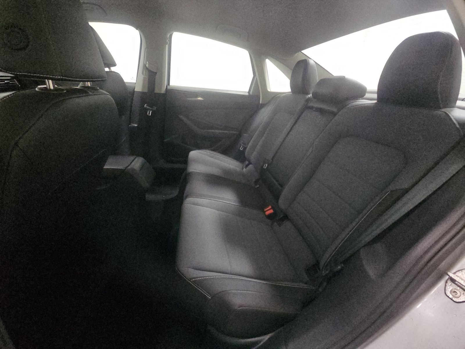 2025 Volkswagen Jetta 1.5T SE FWD