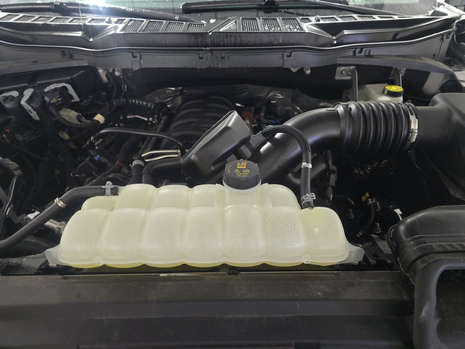 2025 Ford F-150 XLT AWD