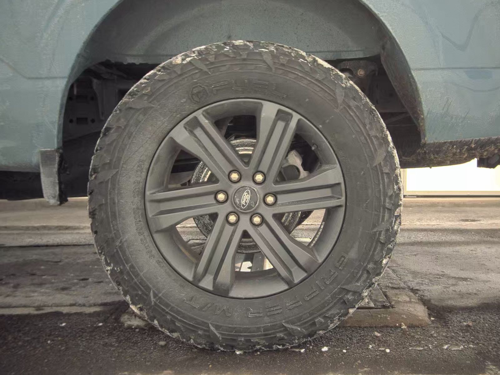 2023 Ford F-150 Lariat AWD