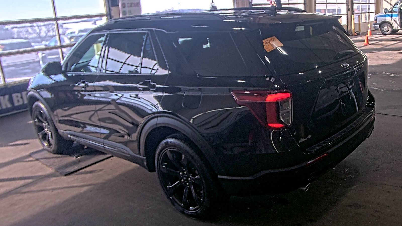 2022 Ford Explorer ST-Line AWD