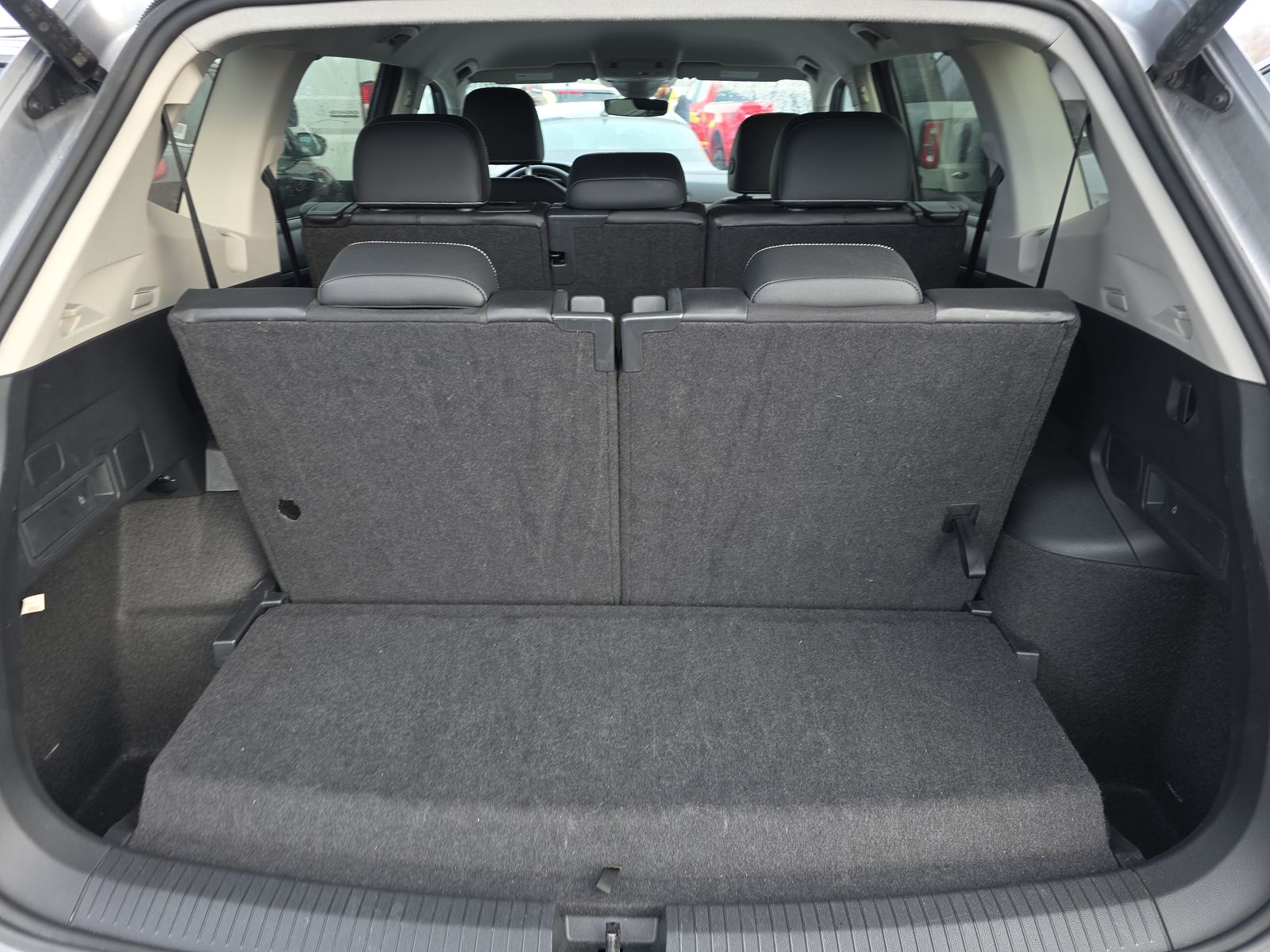 2024 Volkswagen Tiguan 2.0T SE FWD