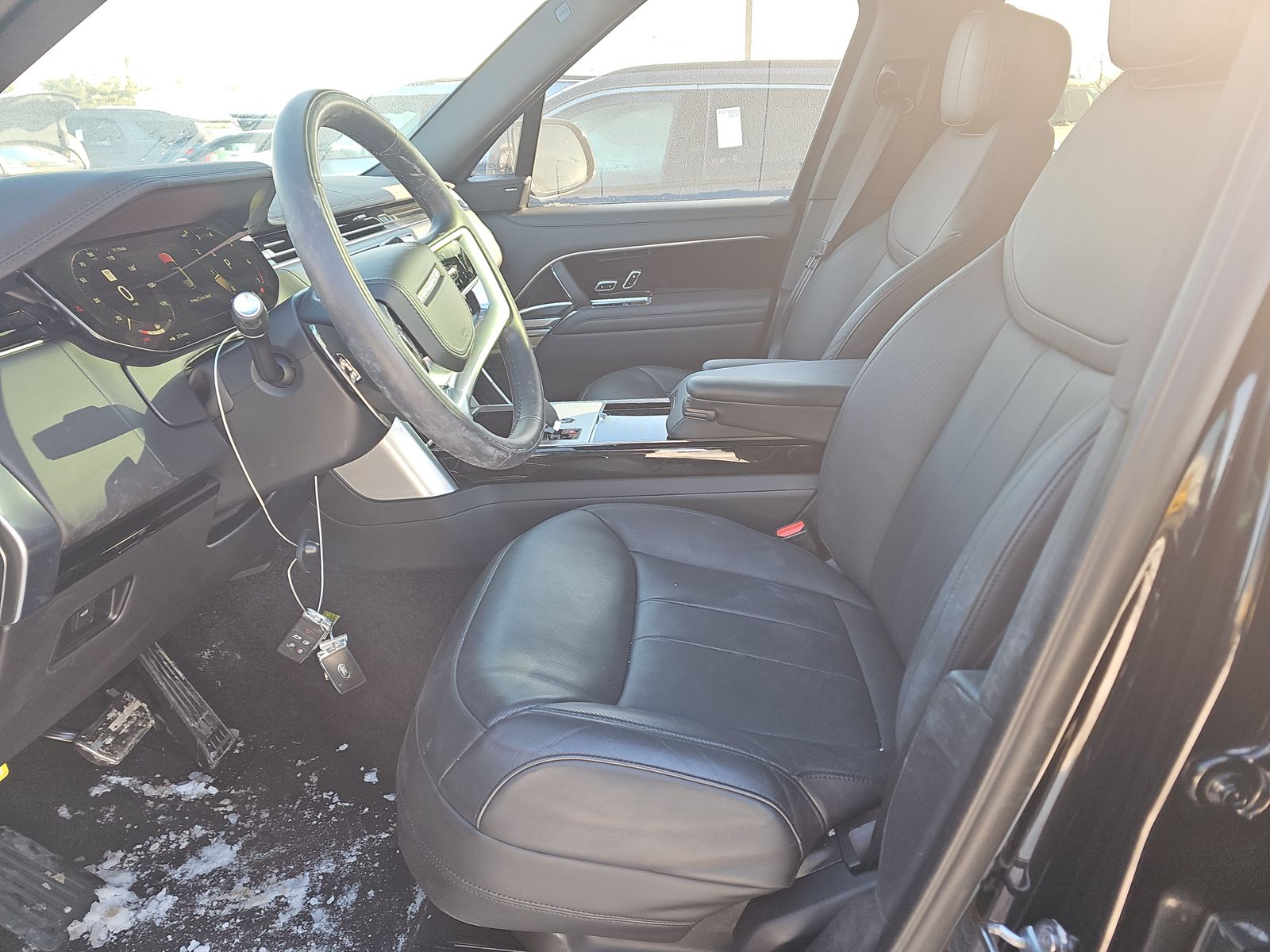 2024 Land Rover Range Rover SE LWB AWD