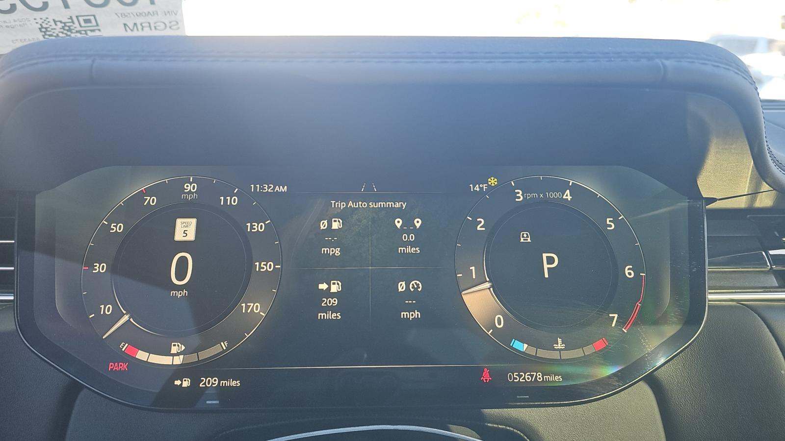 2024 Land Rover Range Rover SE LWB AWD