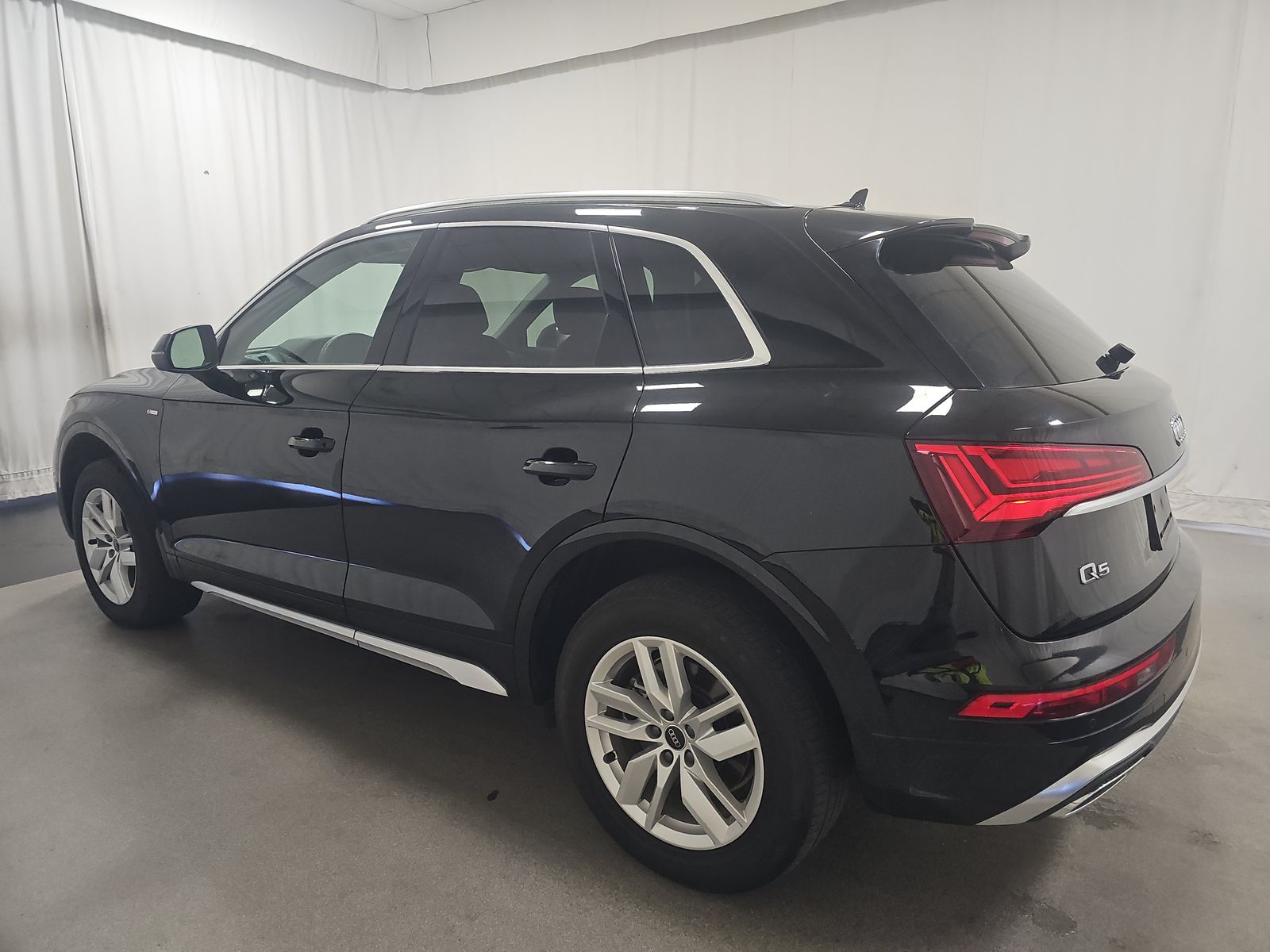 2023 Audi Q5 S line Premium AWD