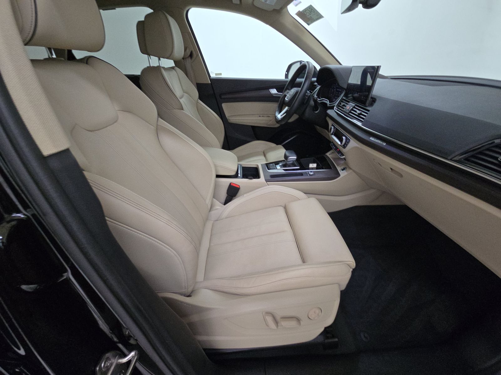 2022 Audi Q5 S line Premium Plus AWD