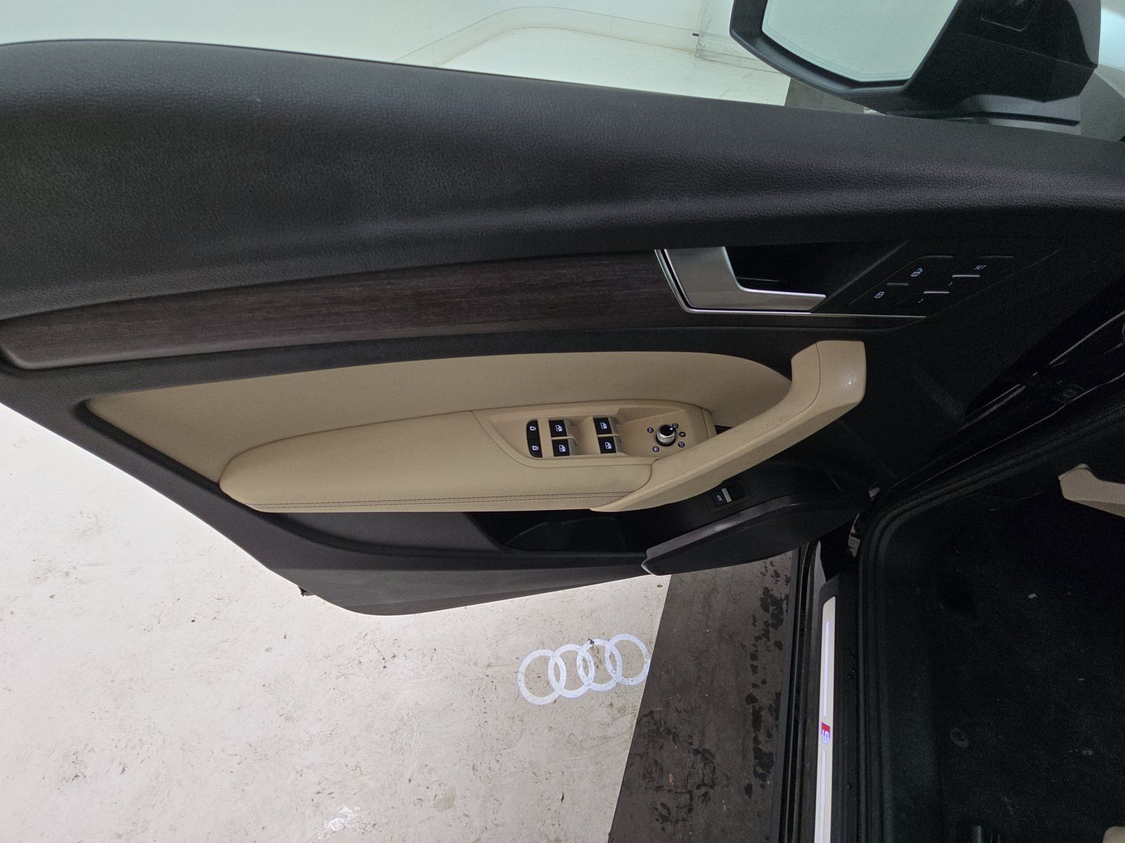 2022 Audi Q5 S line Premium Plus AWD