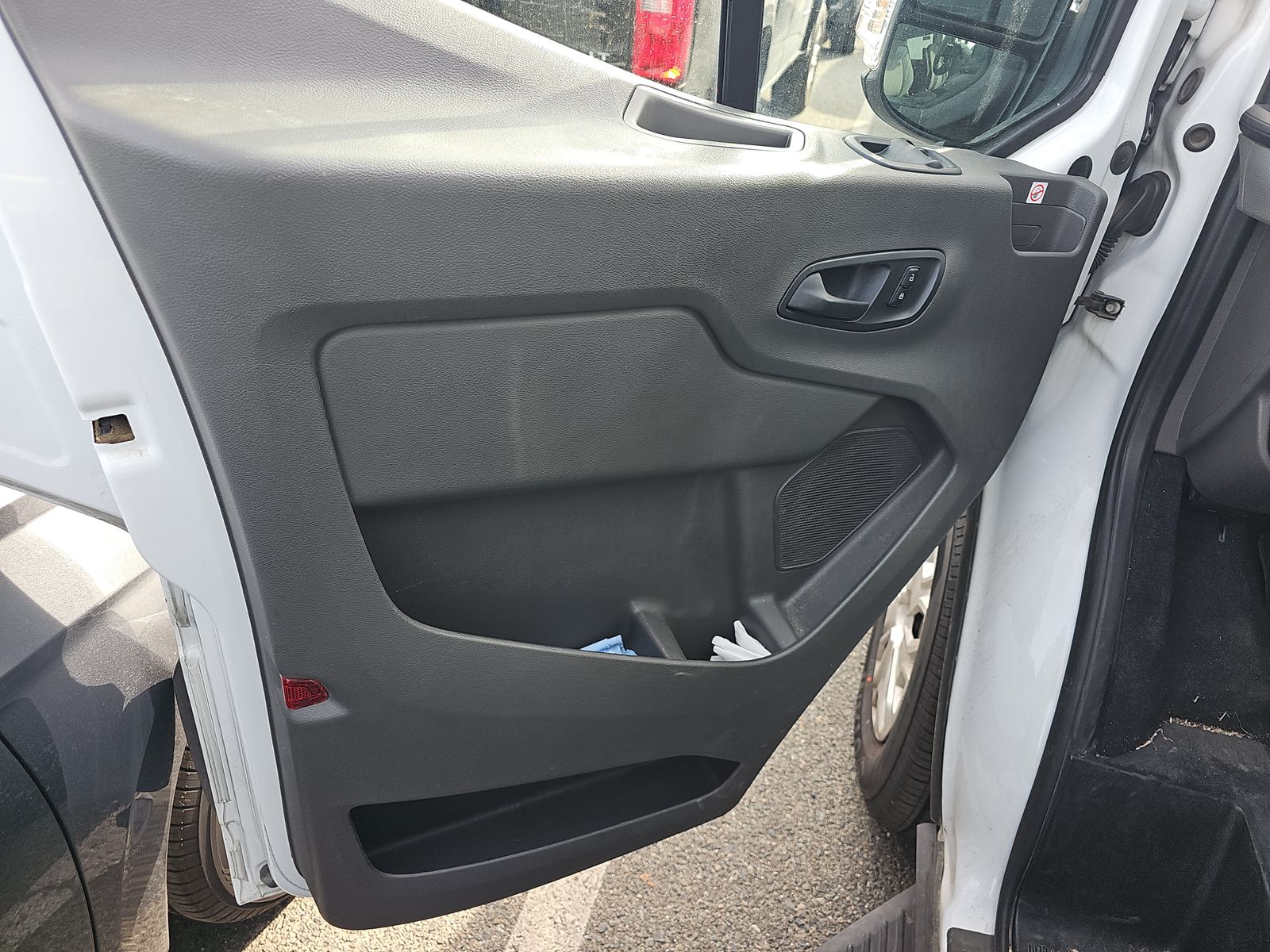 FORD TRANSIT 150 - 10