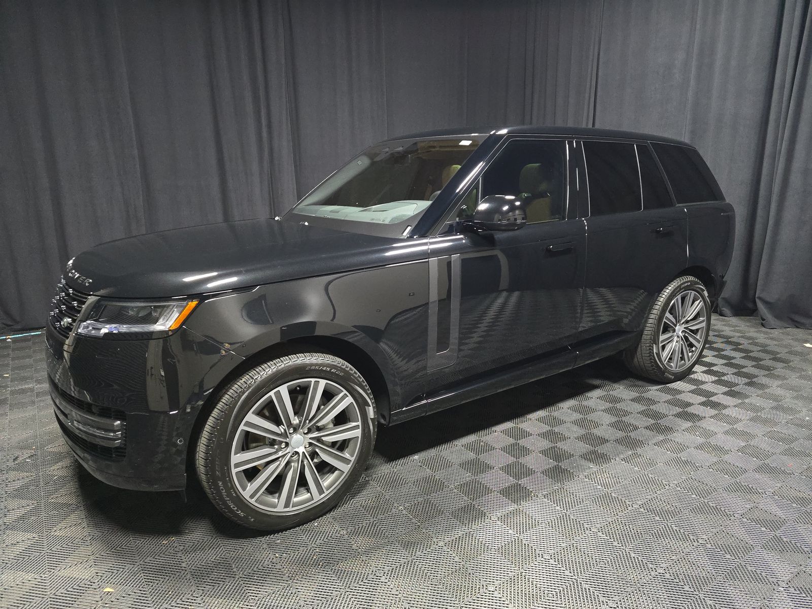 2023 Land Rover Range Rover SE AWD