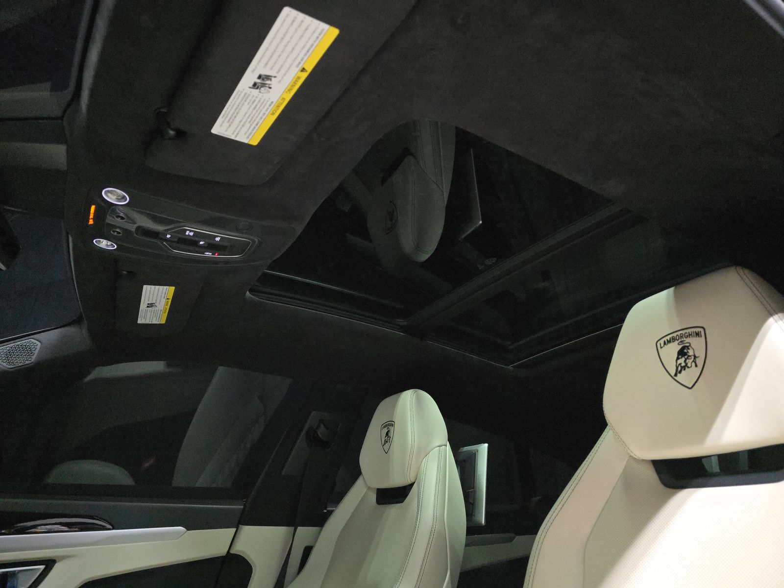 2019 Lamborghini Urus Base AWD