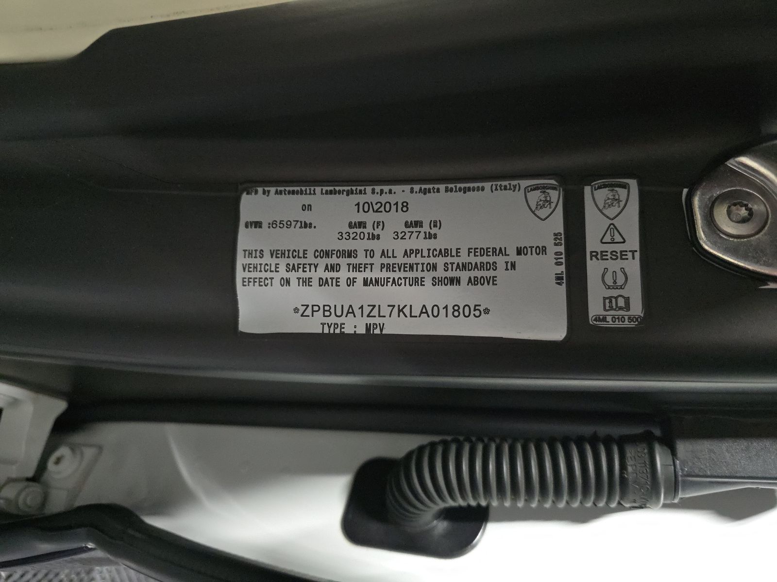 2019 Lamborghini Urus Base AWD