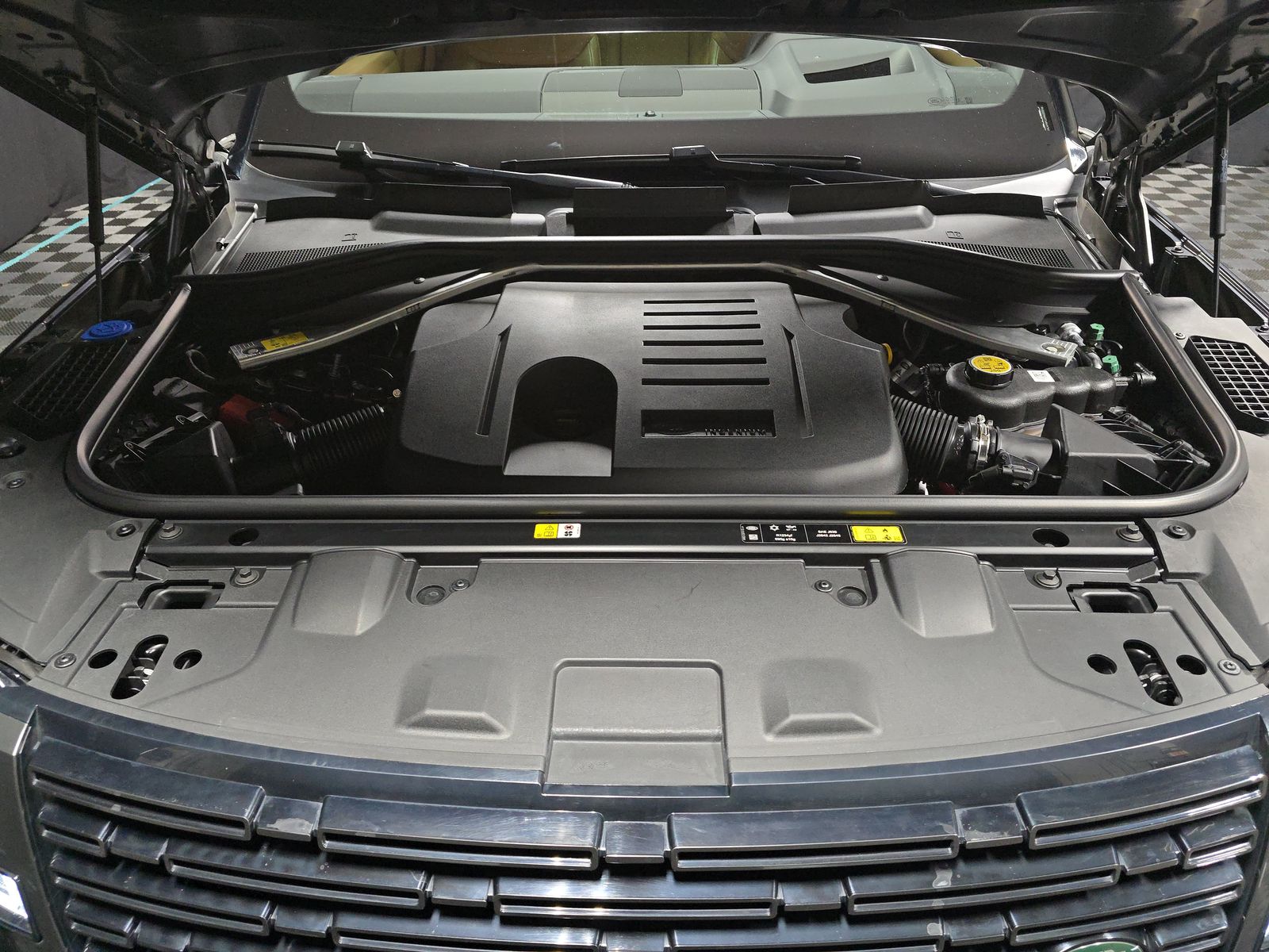 2023 Land Rover Range Rover SE AWD