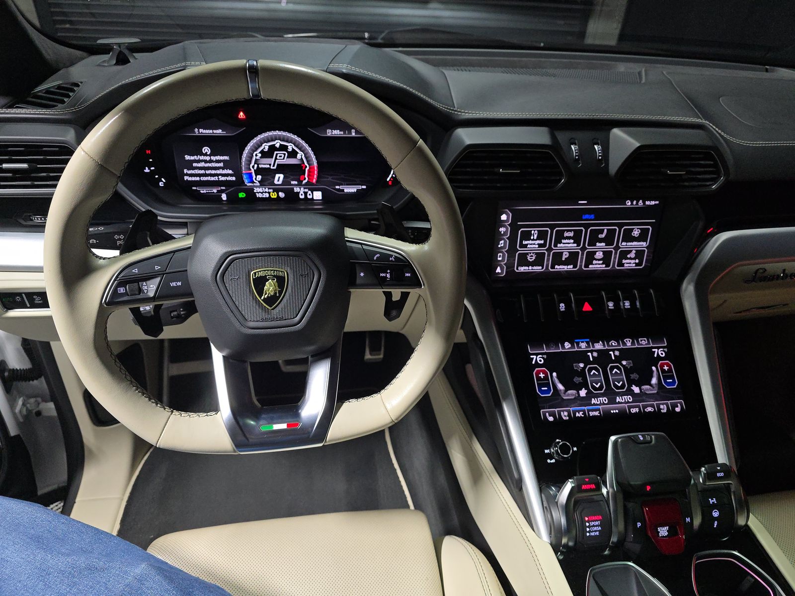 2019 Lamborghini Urus Base AWD