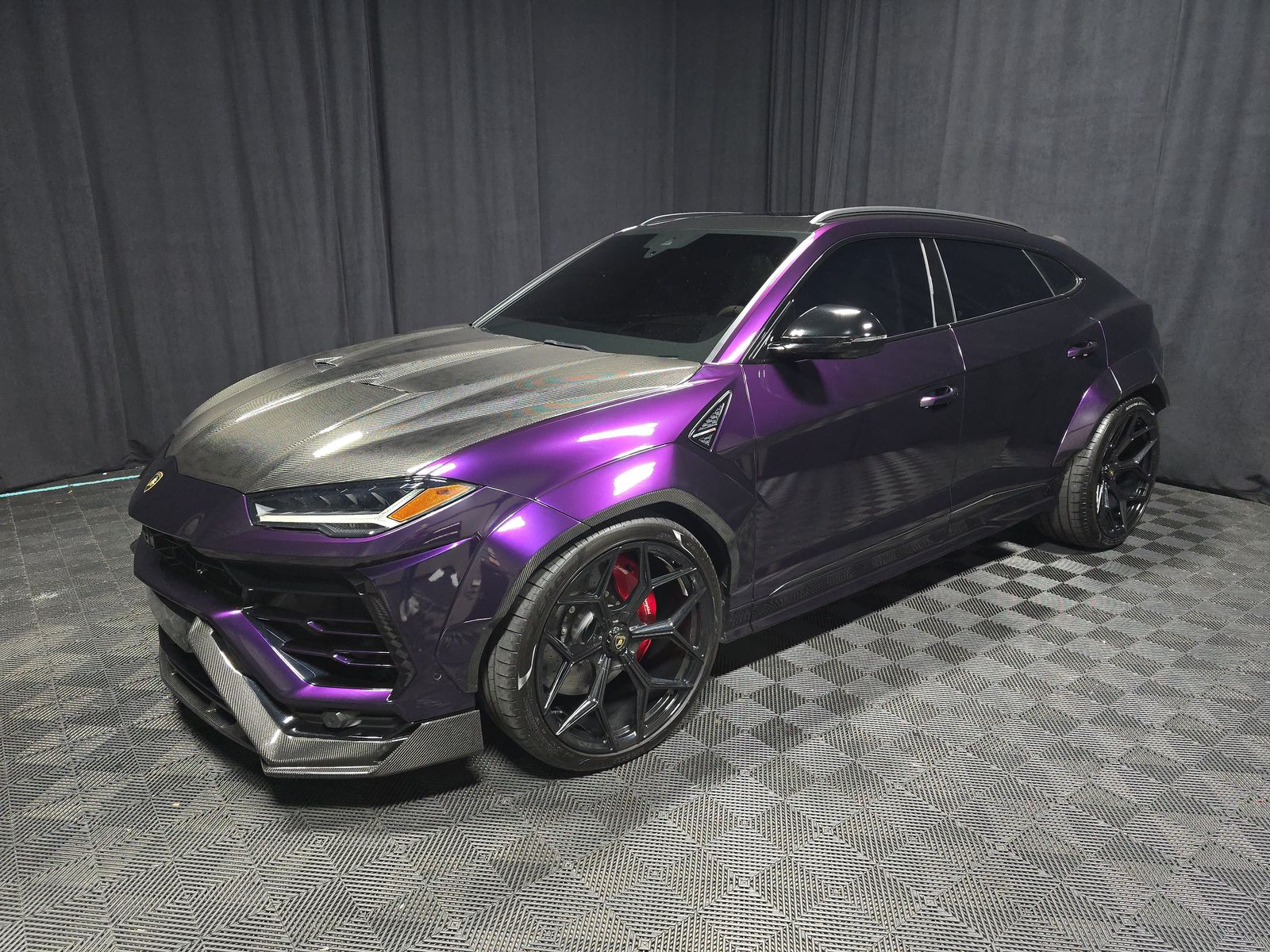 2019 Lamborghini Urus Base AWD