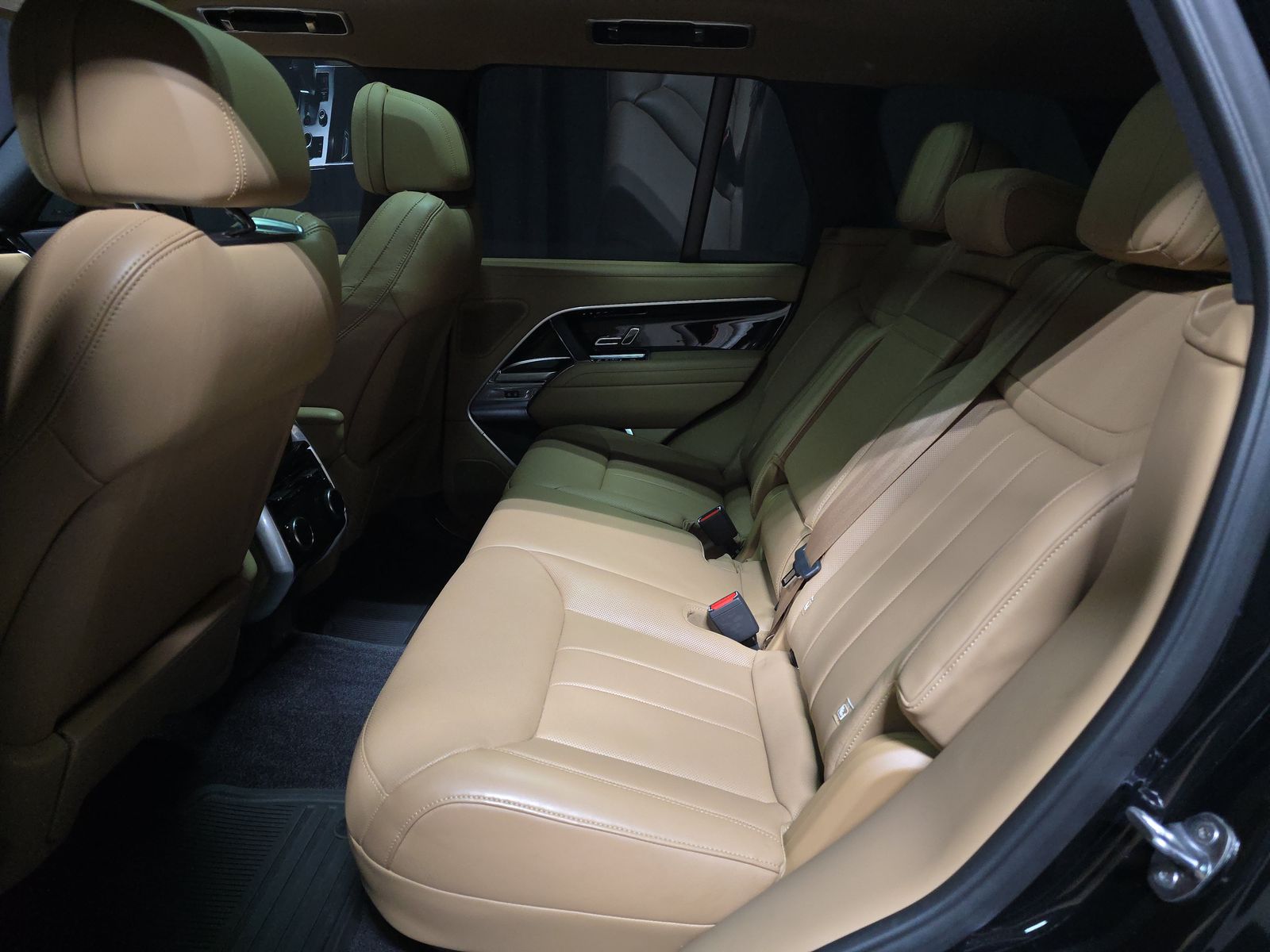 2023 Land Rover Range Rover SE AWD