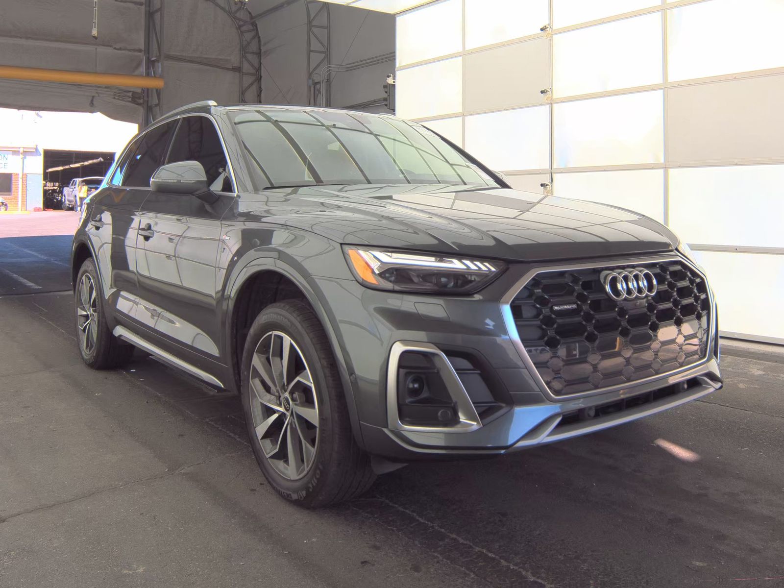 2023 Audi Q5 S line Prestige AWD