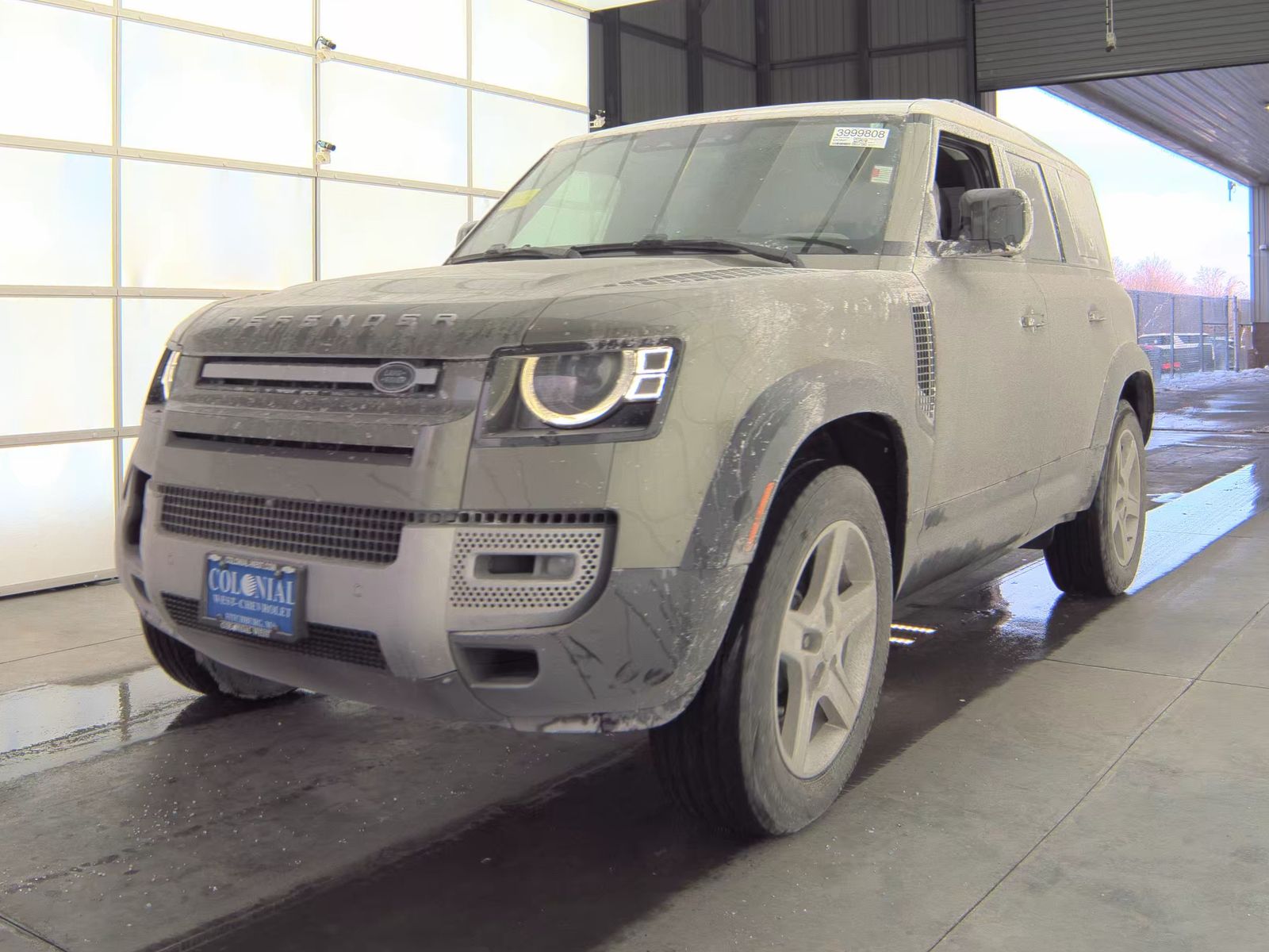 2023 Land Rover Defender 110 SE AWD