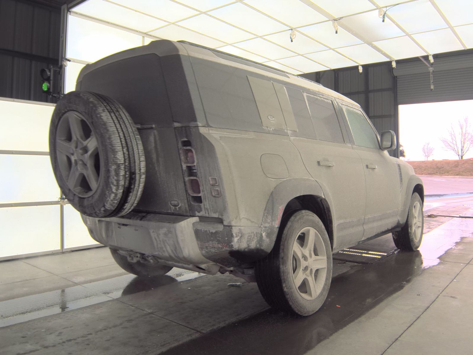 2023 Land Rover Defender 110 SE AWD