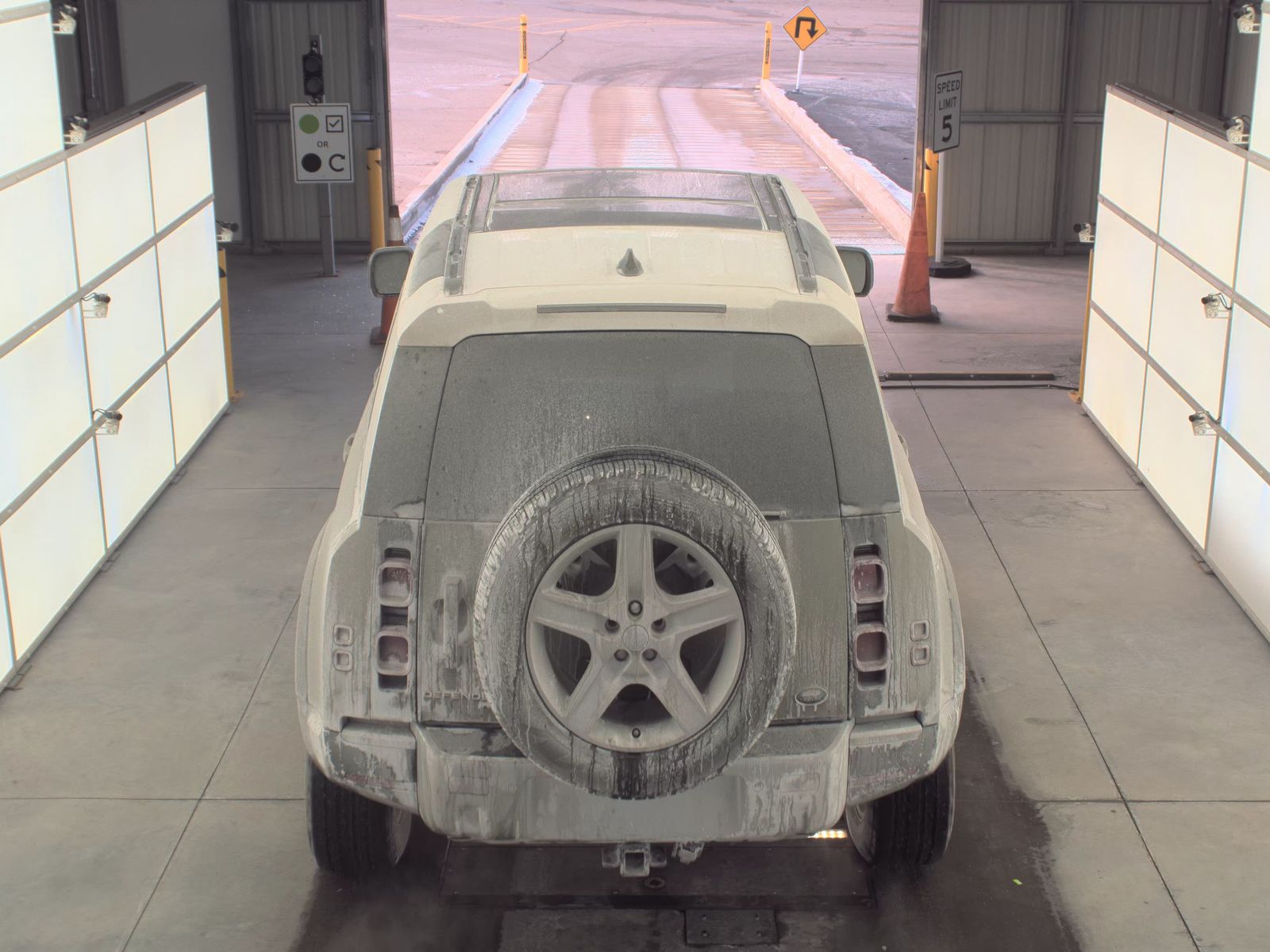 2023 Land Rover Defender 110 SE AWD