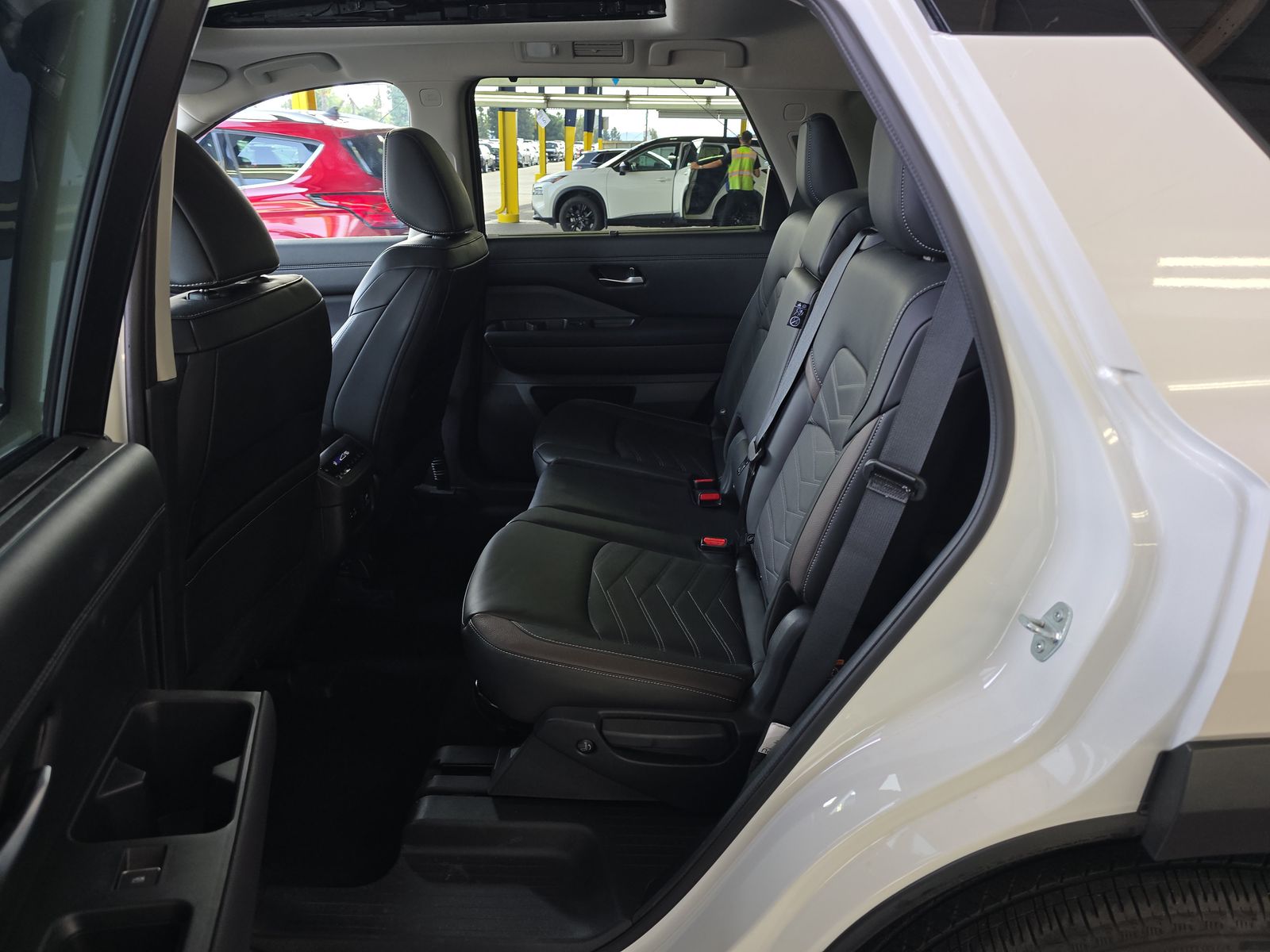 2024 Nissan Pathfinder Platinum AWD