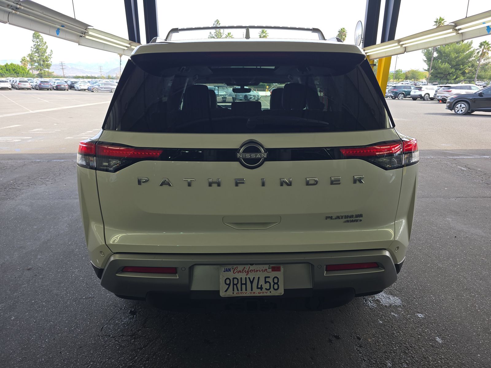 2024 Nissan Pathfinder Platinum AWD