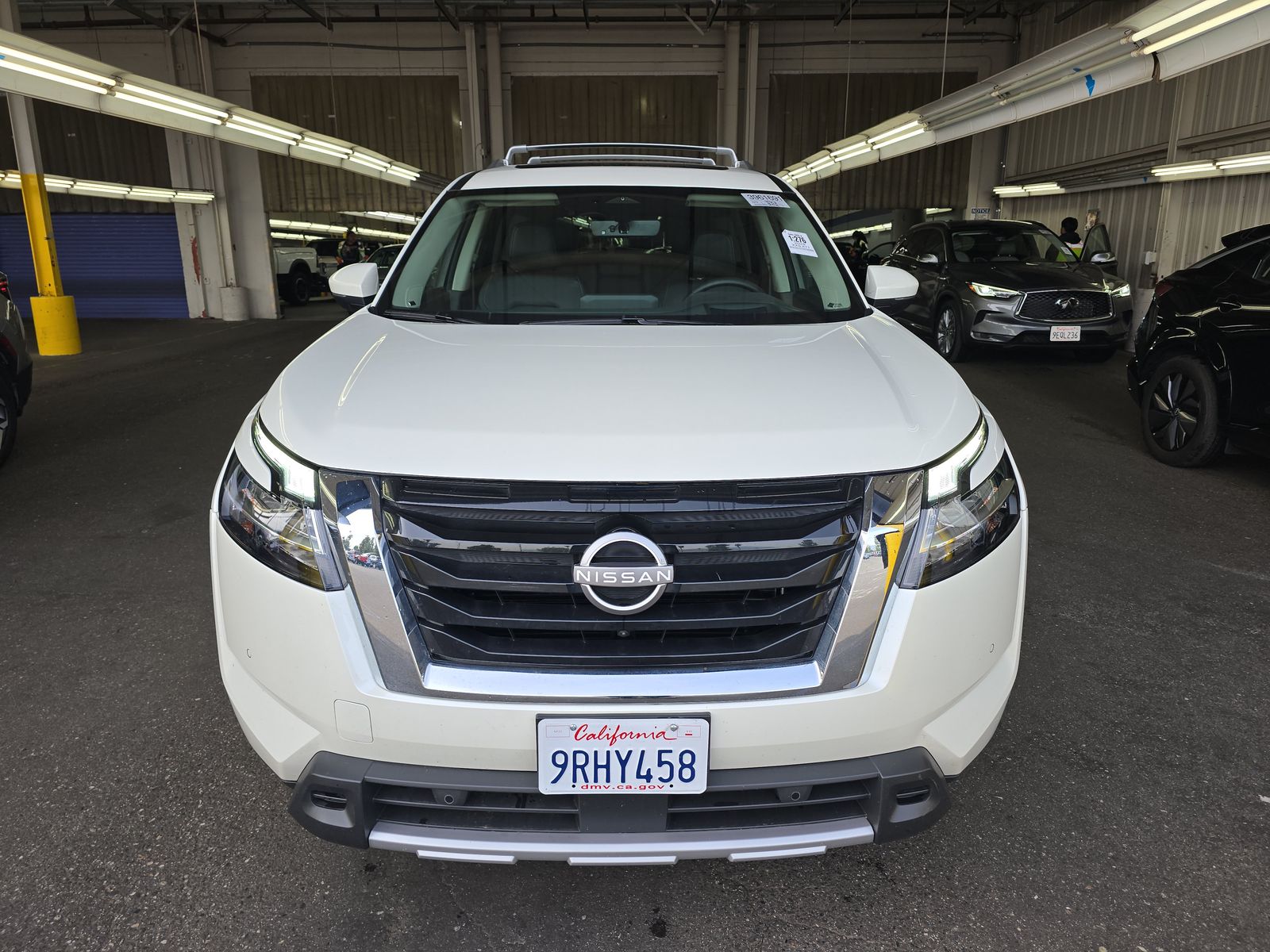 2024 Nissan Pathfinder Platinum AWD