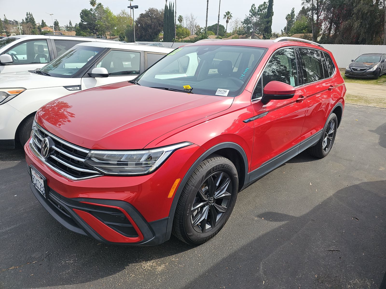 2022 Volkswagen Tiguan 2.0T SE AWD