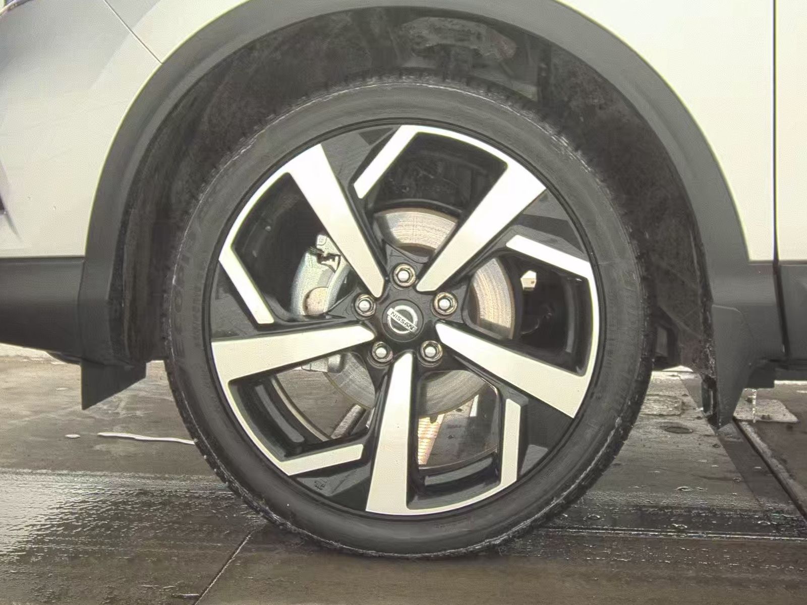 2022 Nissan Rogue Sport SL AWD