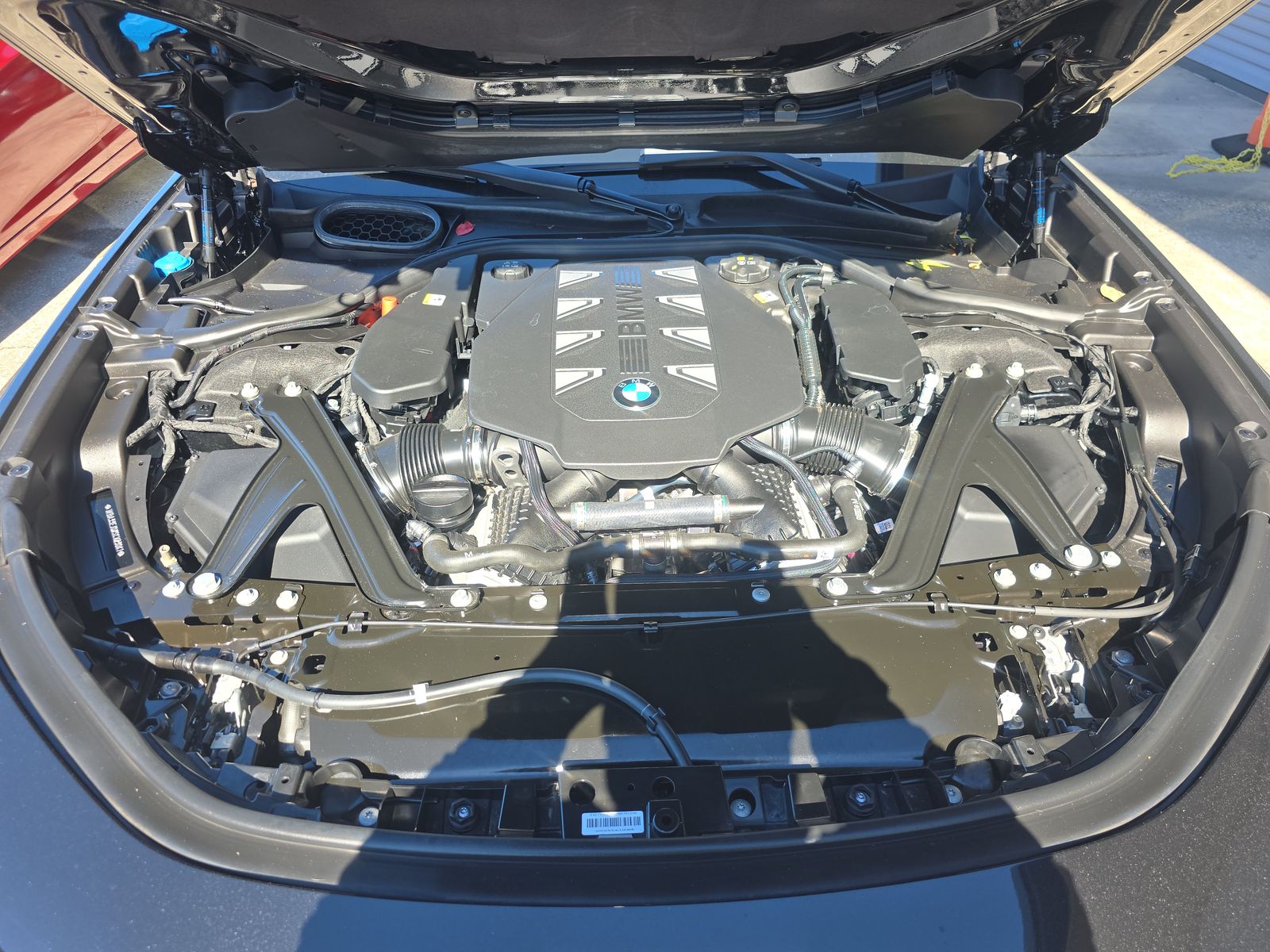 2025 BMW 7 Series 760i xDrive AWD