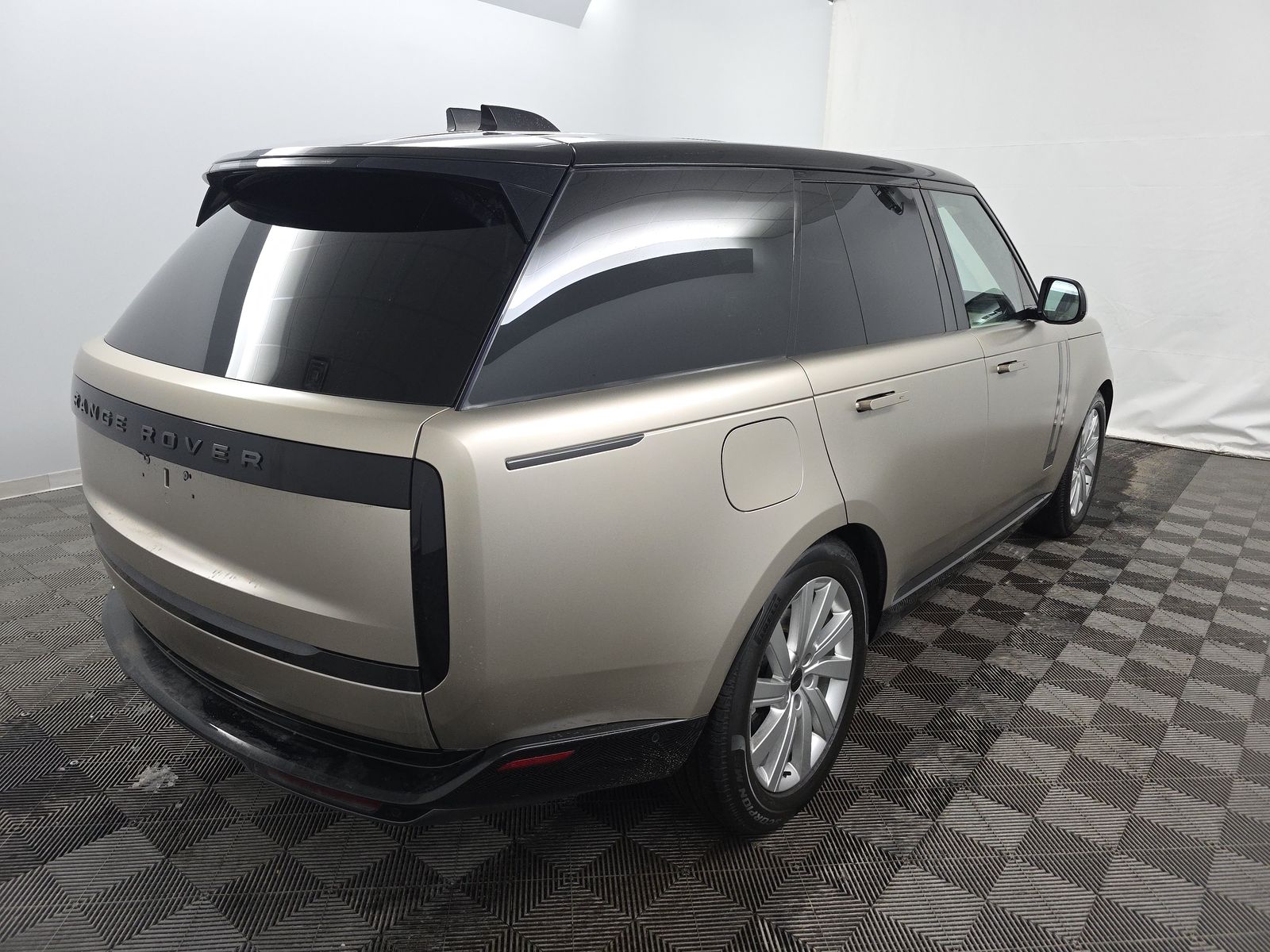 2023 Land Rover Range Rover SE AWD