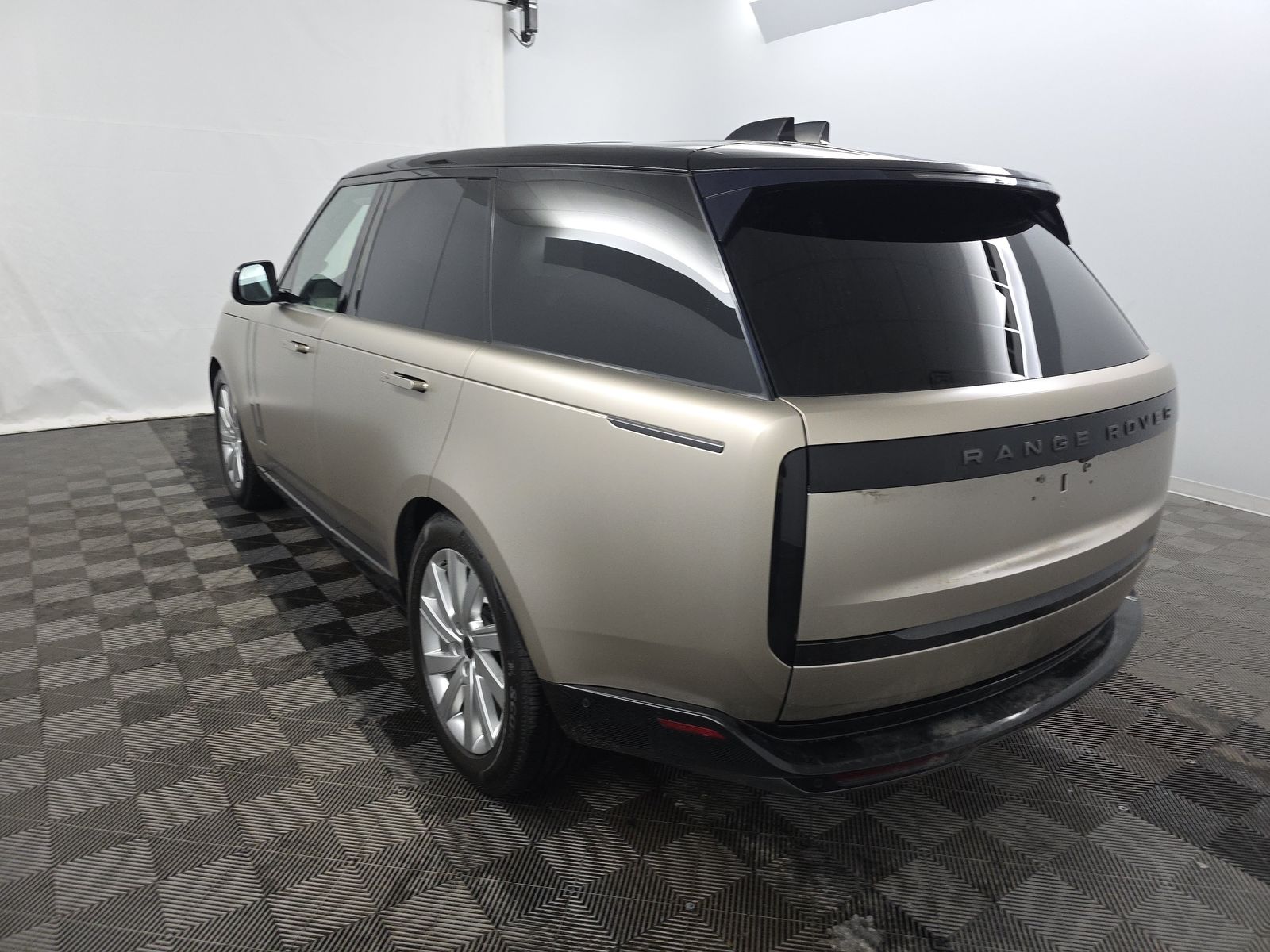 2023 Land Rover Range Rover SE AWD