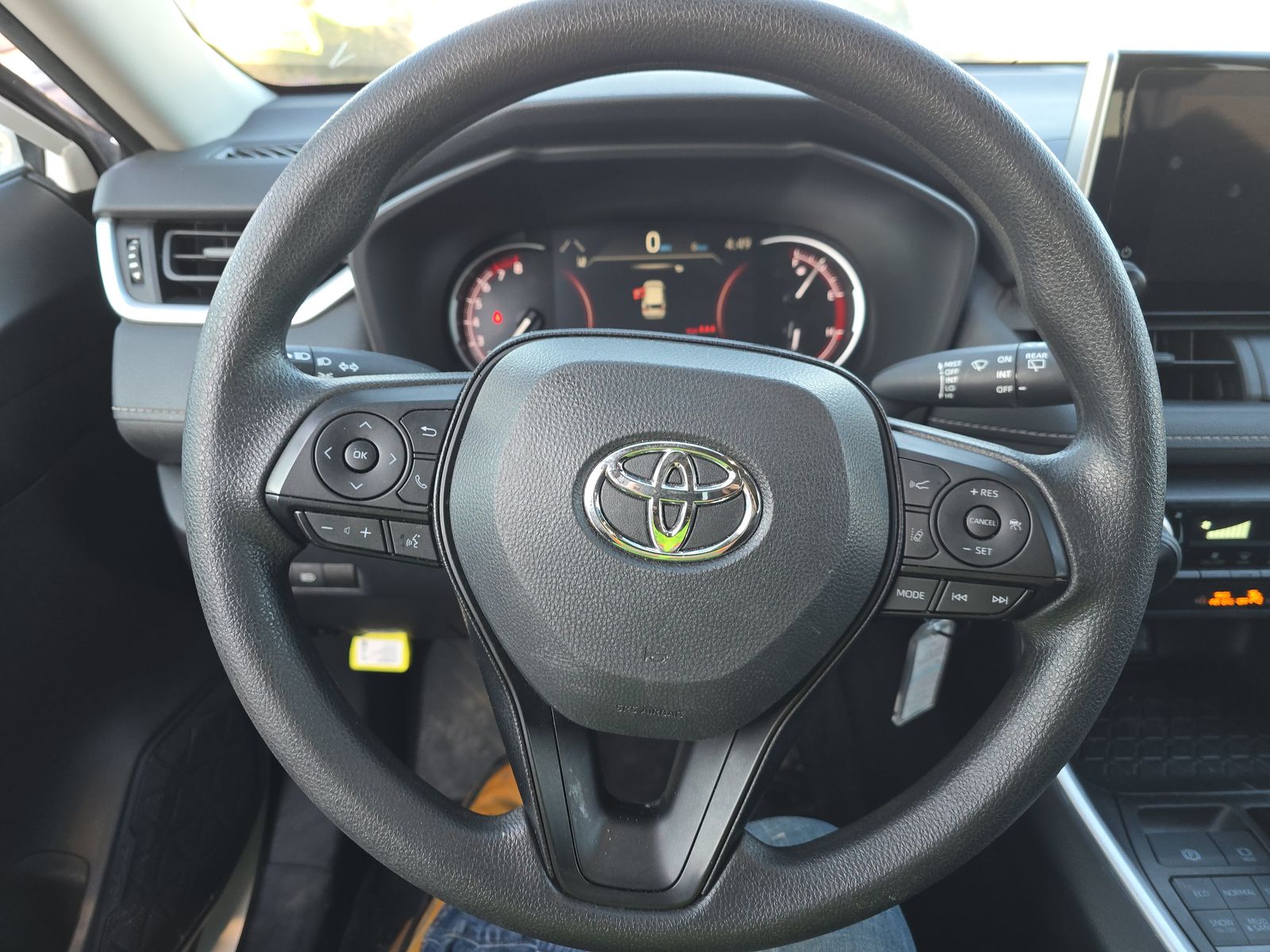 2024 Toyota RAV4 LE AWD