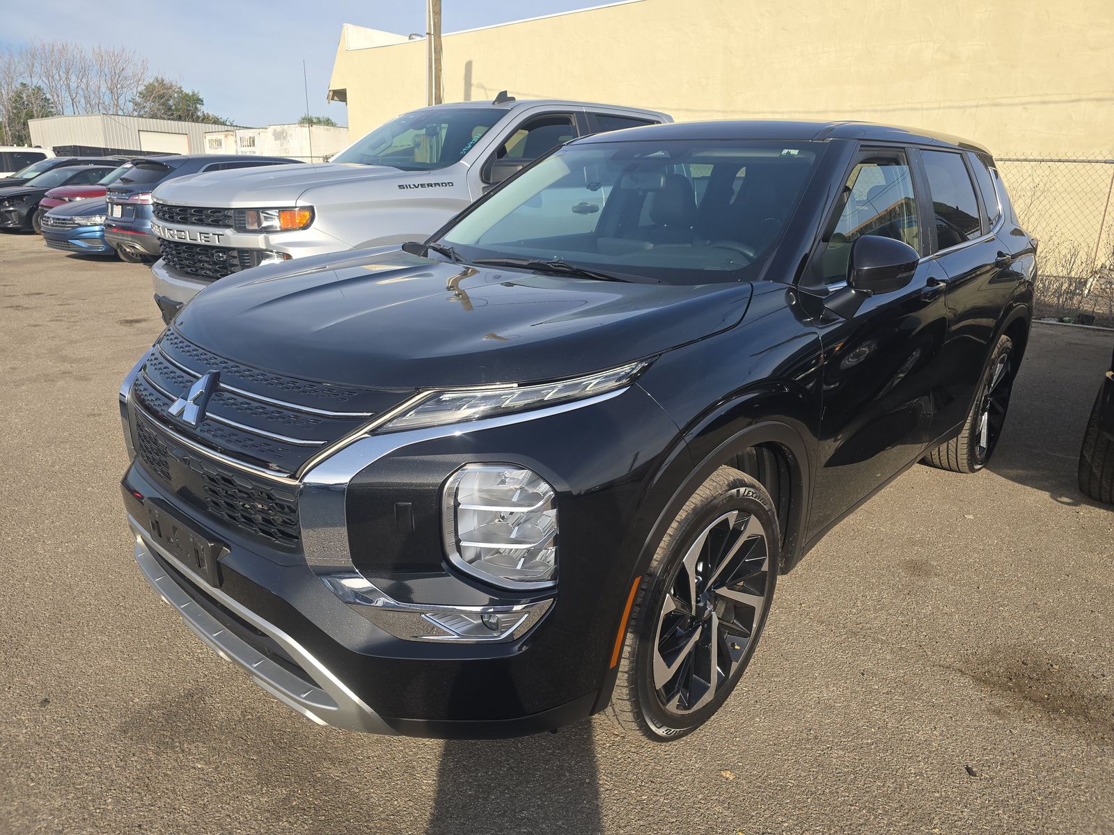 2023 Mitsubishi Outlander SE Special Edition AWD