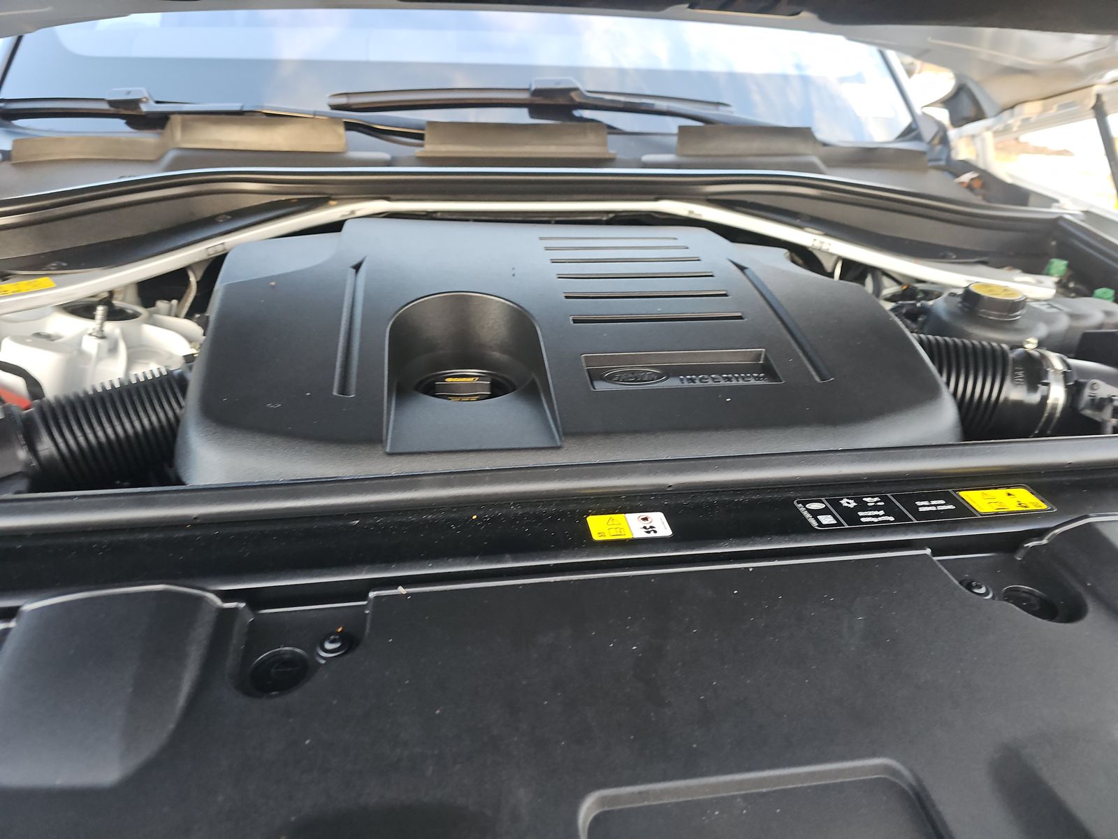 2023 Land Rover Range Rover SE AWD