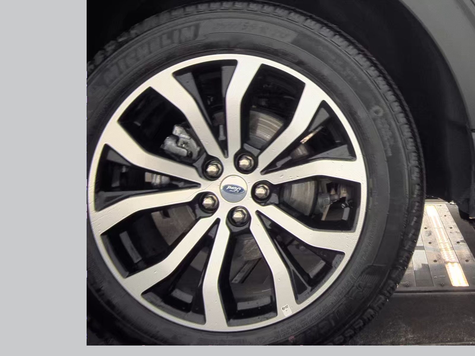 2025 Ford Explorer ST-Line AWD
