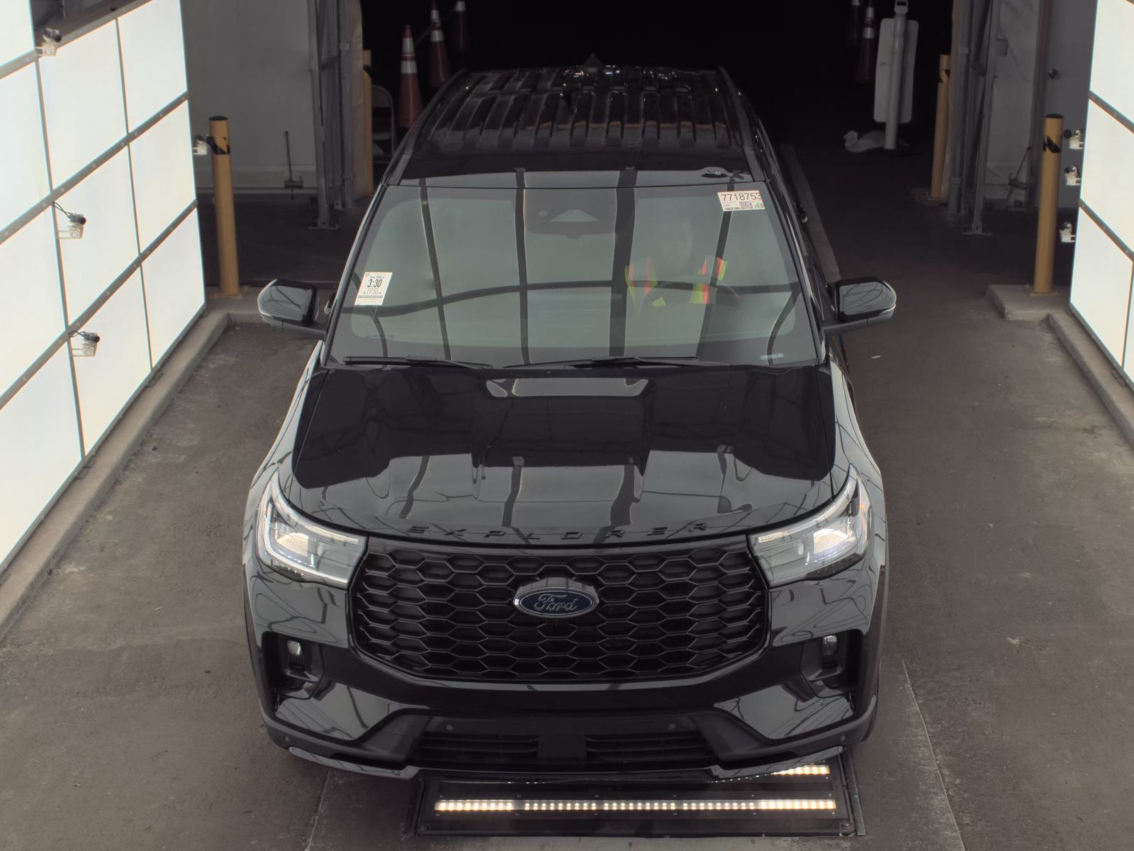 2025 Ford Explorer ST-Line AWD