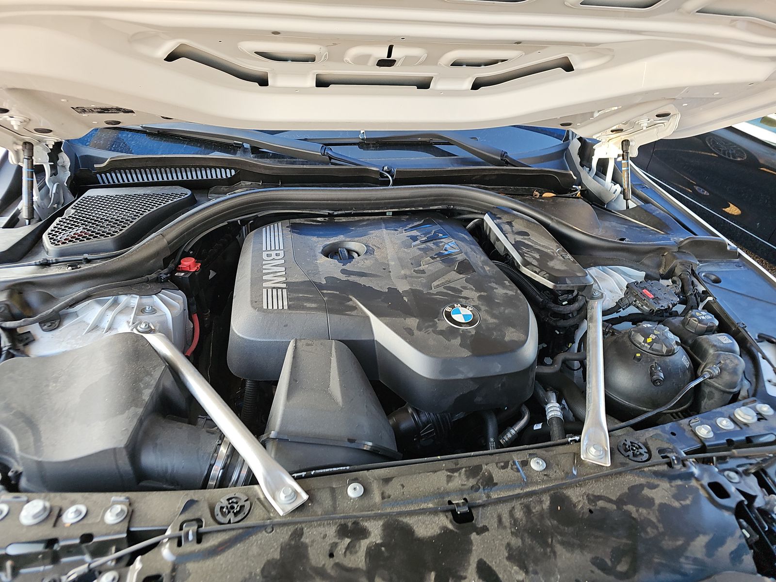 2025 BMW 5 Series 530i RWD