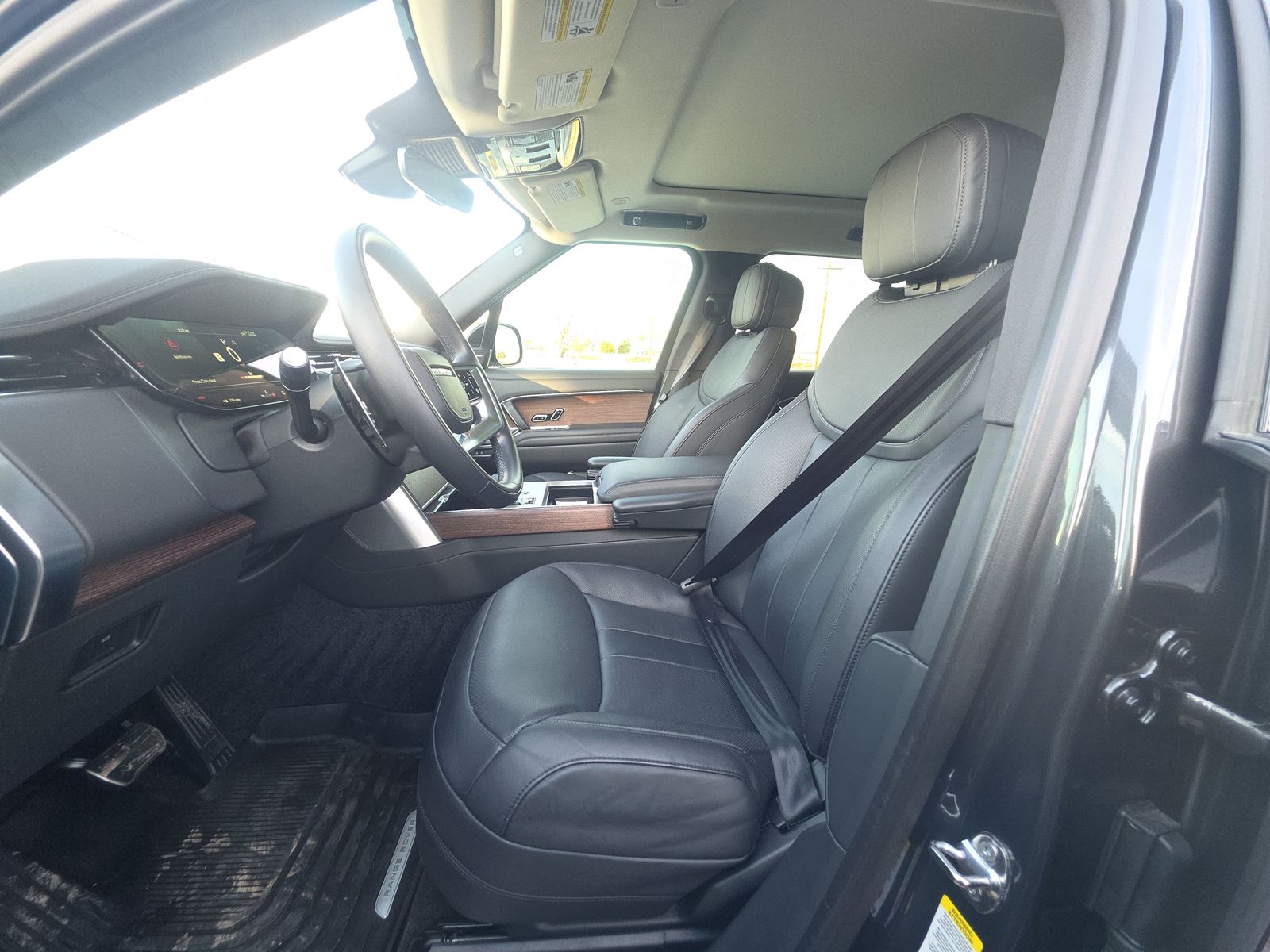 2024 Land Rover Range Rover SE AWD